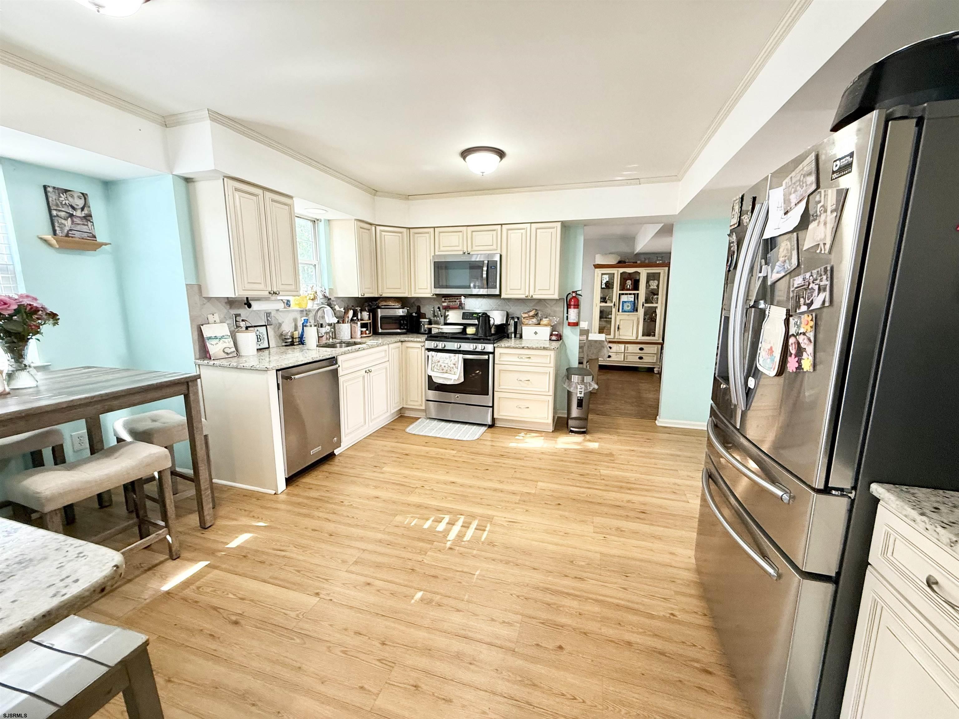 336 Orange Tree Avenue - Picture 1