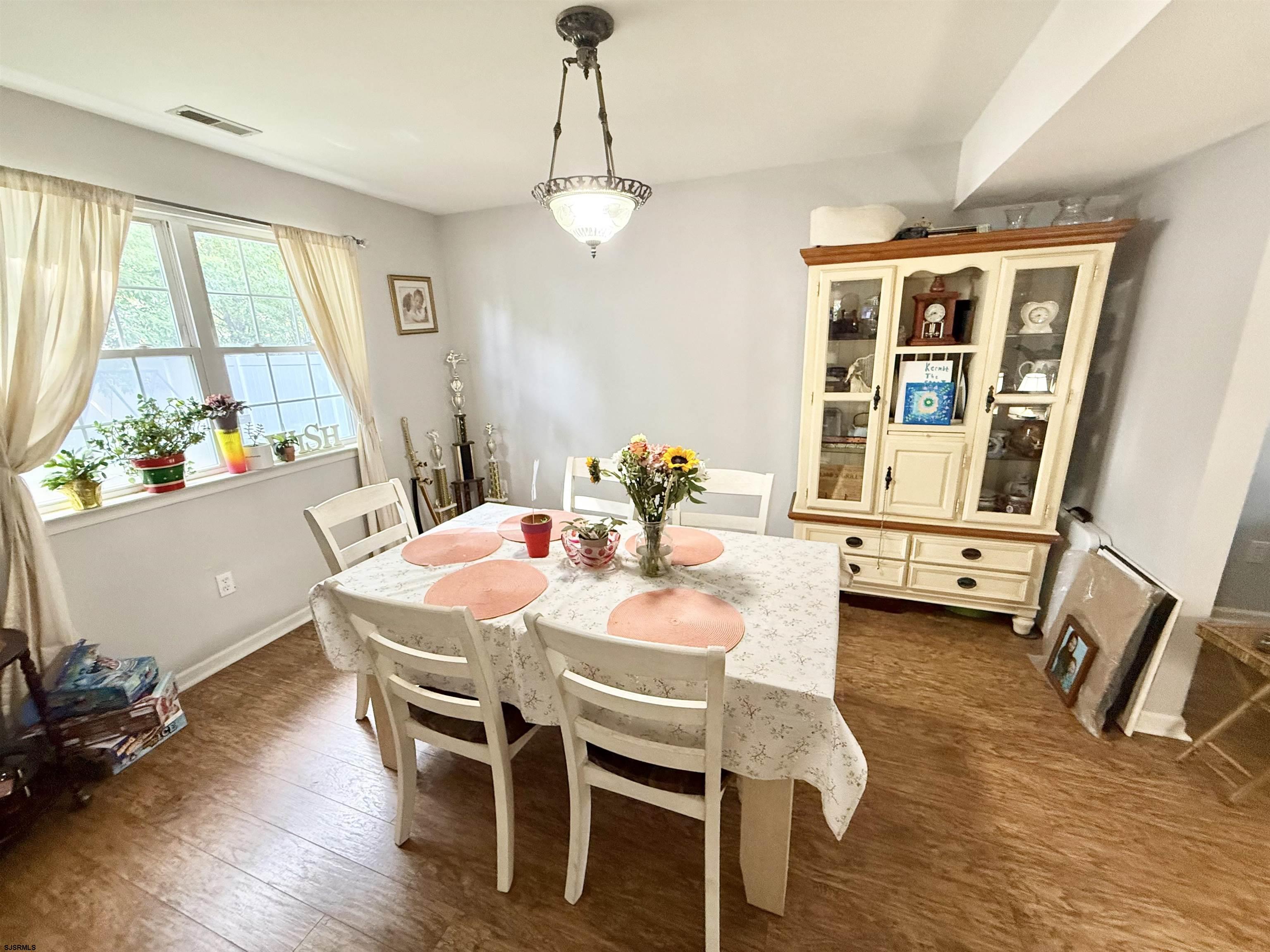 336 Orange Tree Avenue - Picture 2