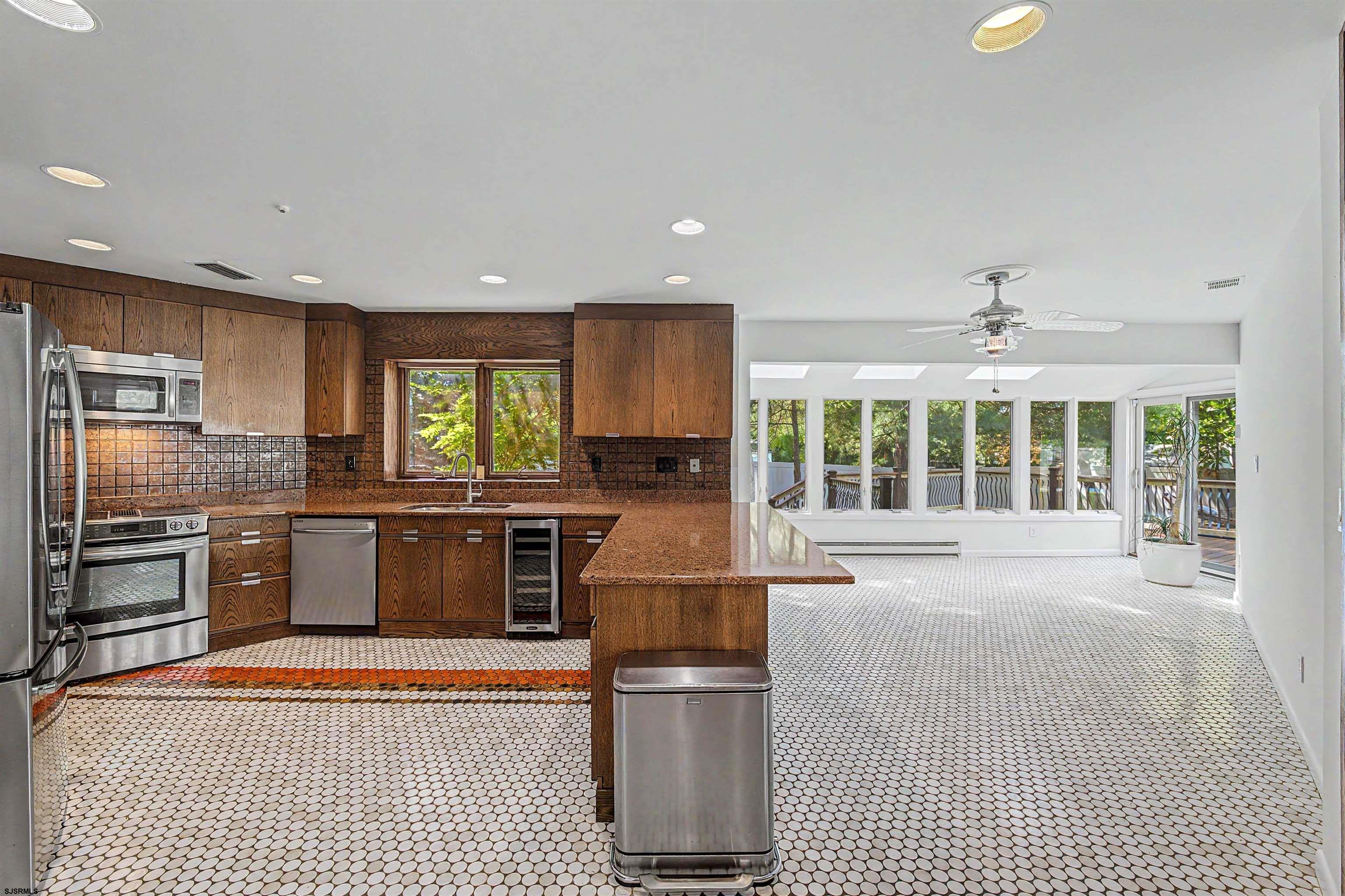 400 Pleasant Valley Avenue