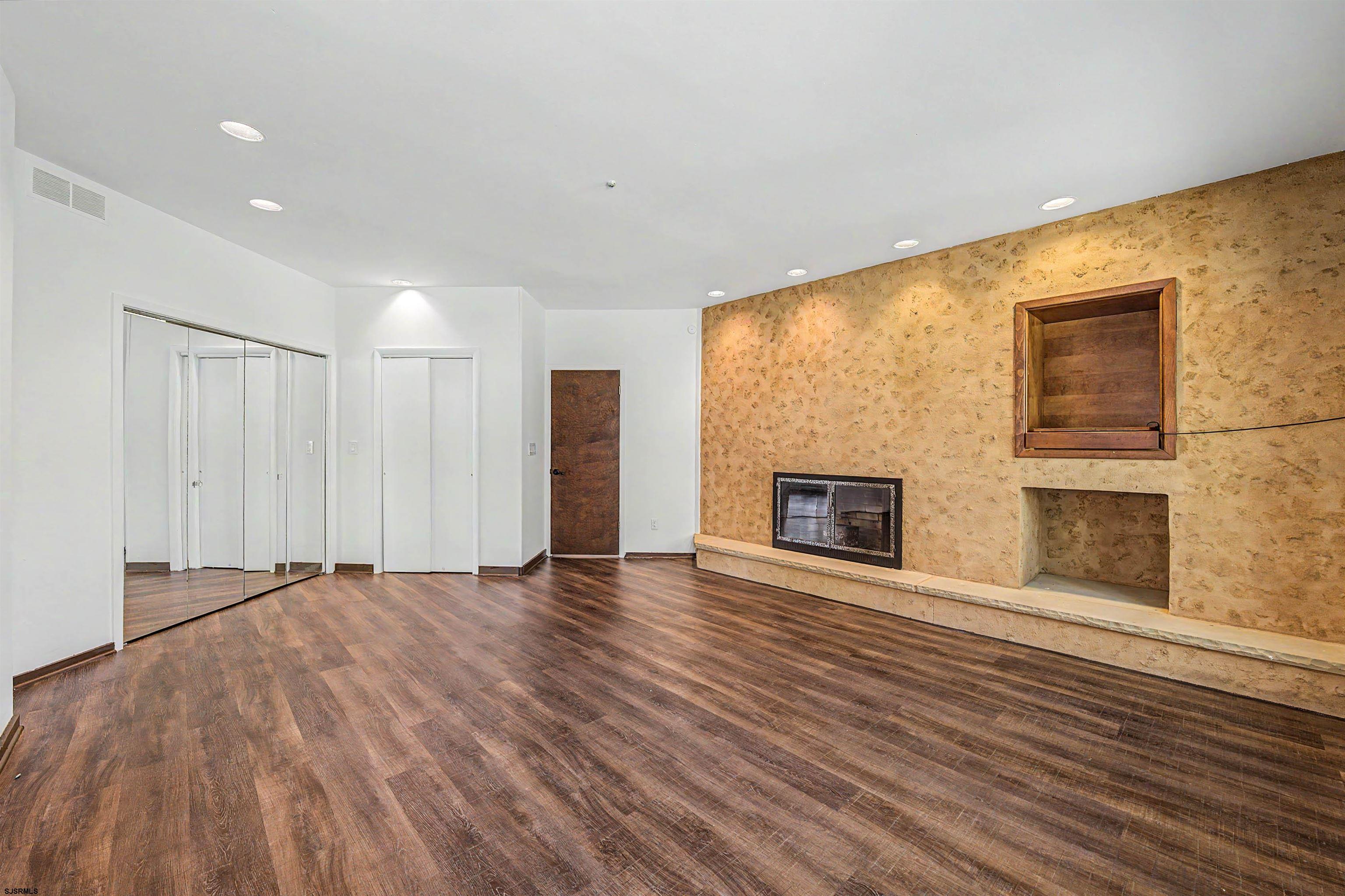 400 Pleasant Valley Avenue