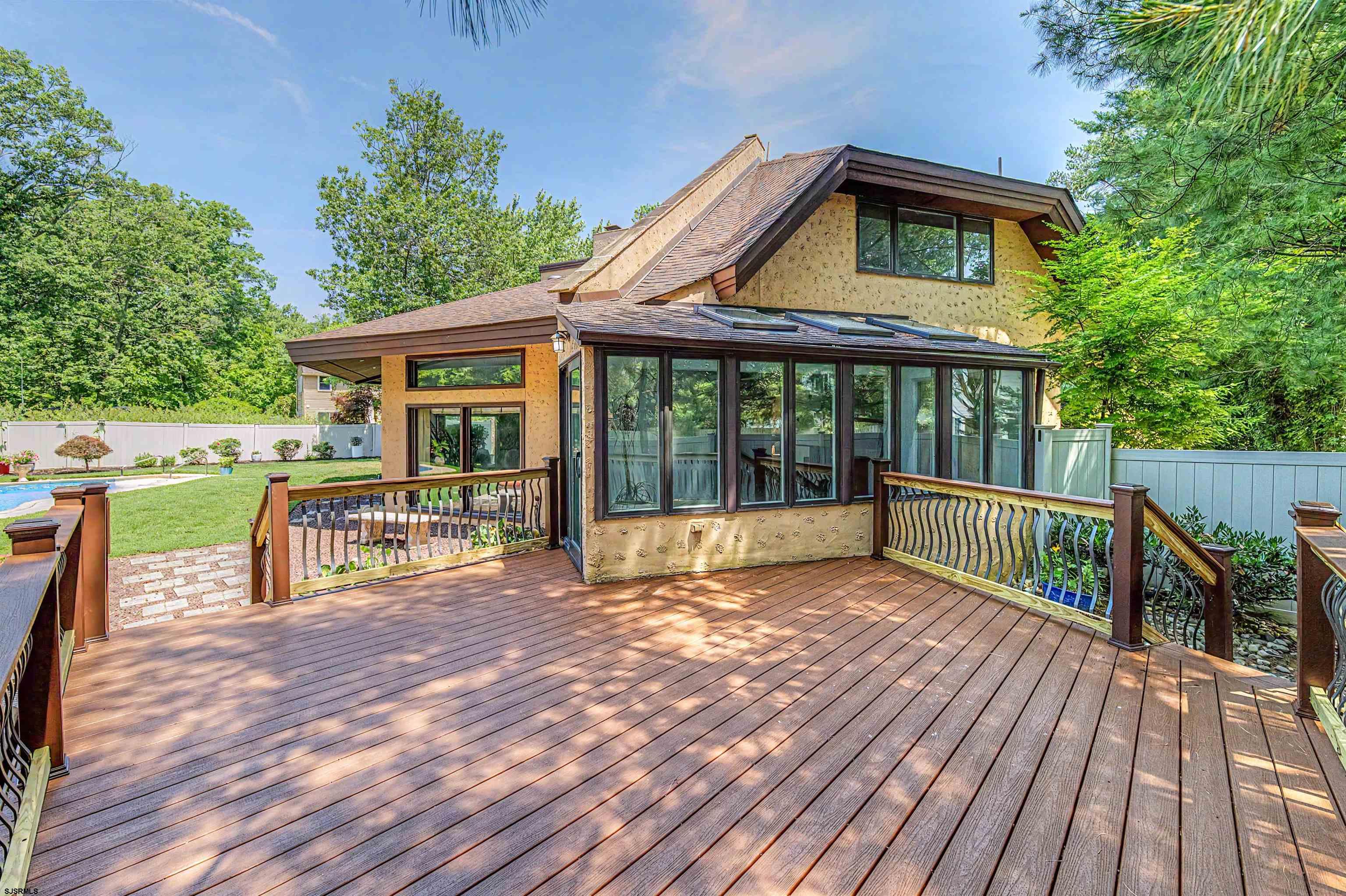400 Pleasant Valley Avenue
