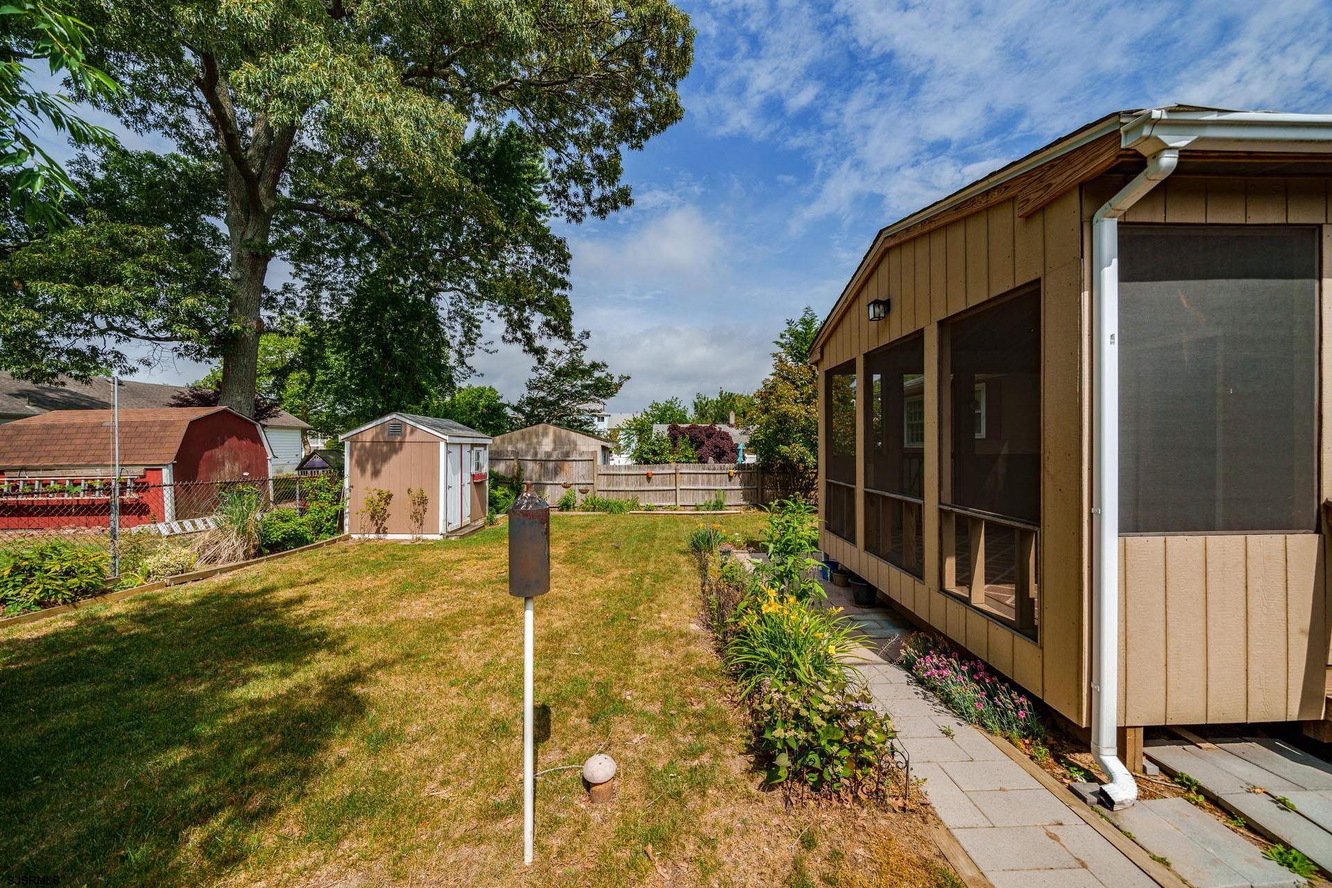 16 W Cedar - Picture 2