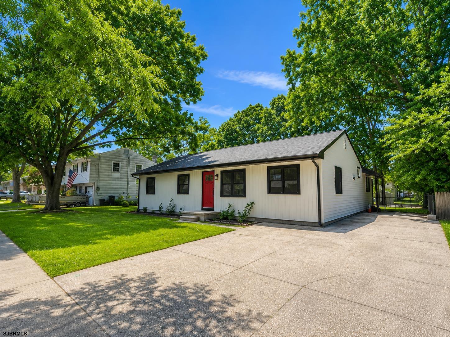 10 Franklin Dr - Somers Point