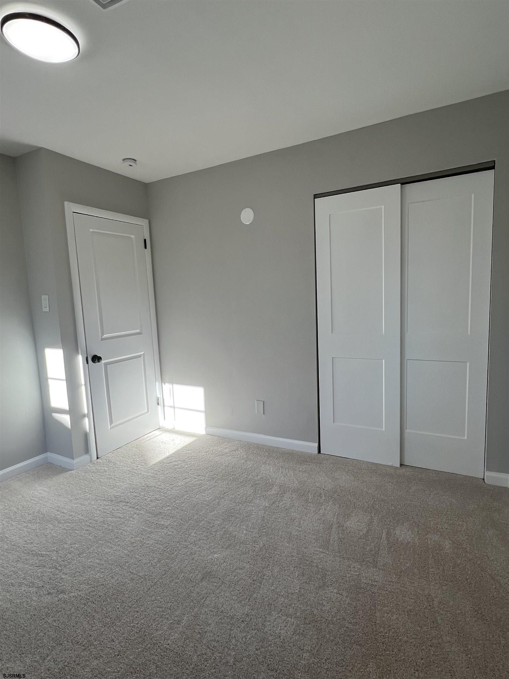 10 Franklin Dr