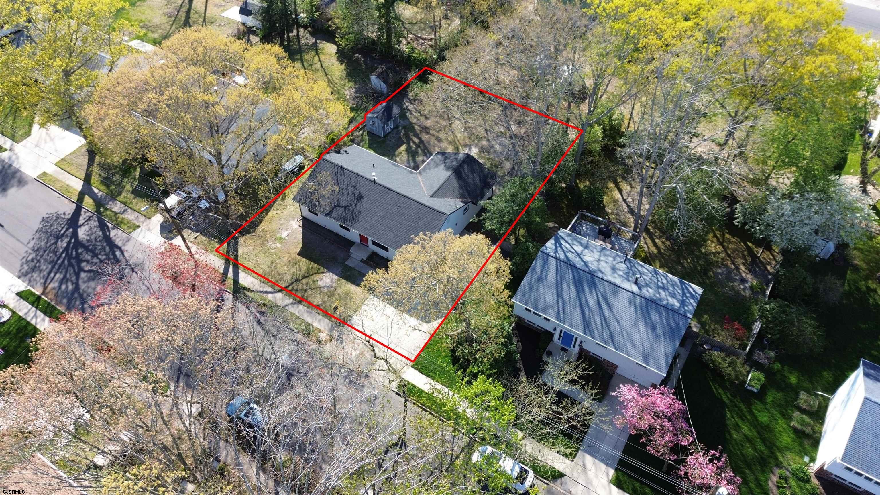 10 Franklin Dr