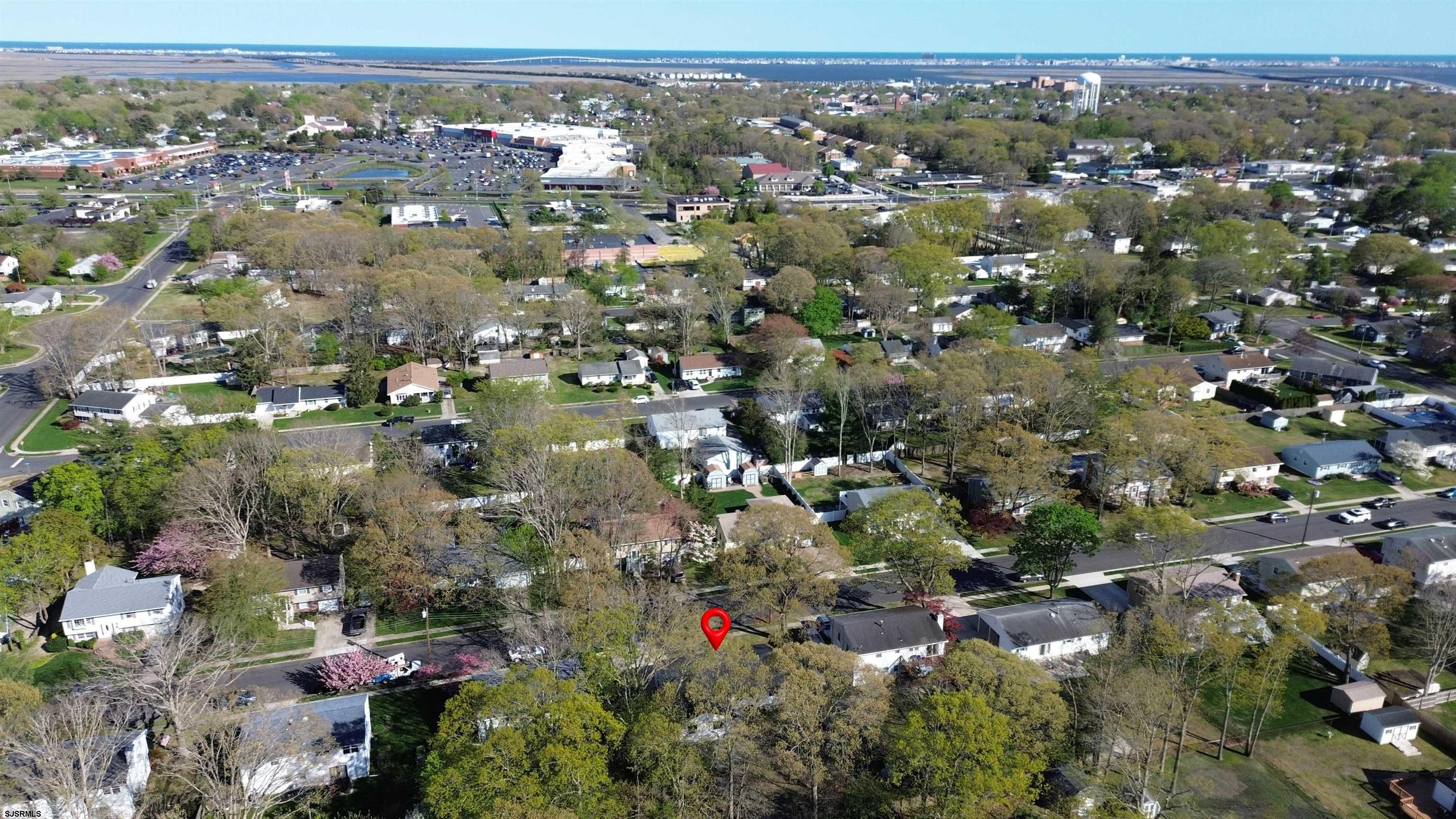 10 Franklin Dr