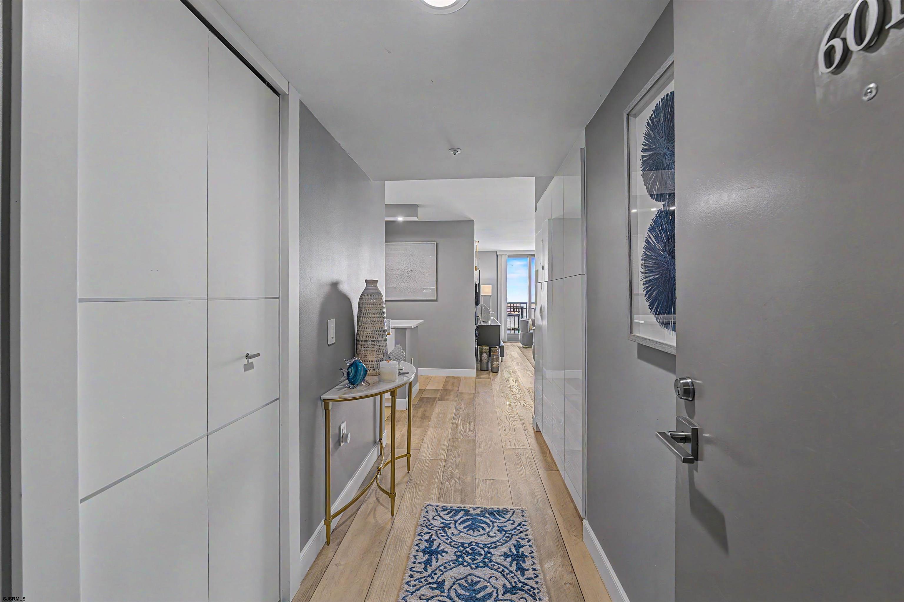 526 PACIFIC Avenue - Picture 4