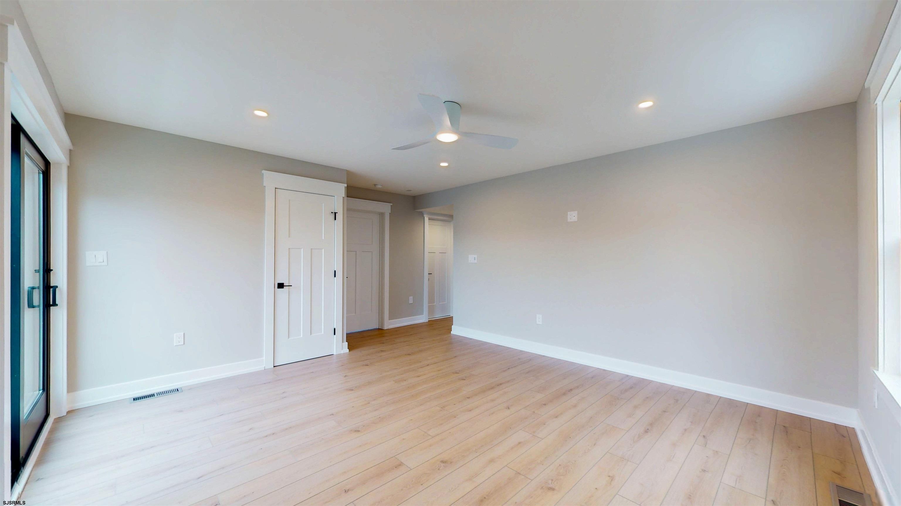 1600 W Brigantine Avenue