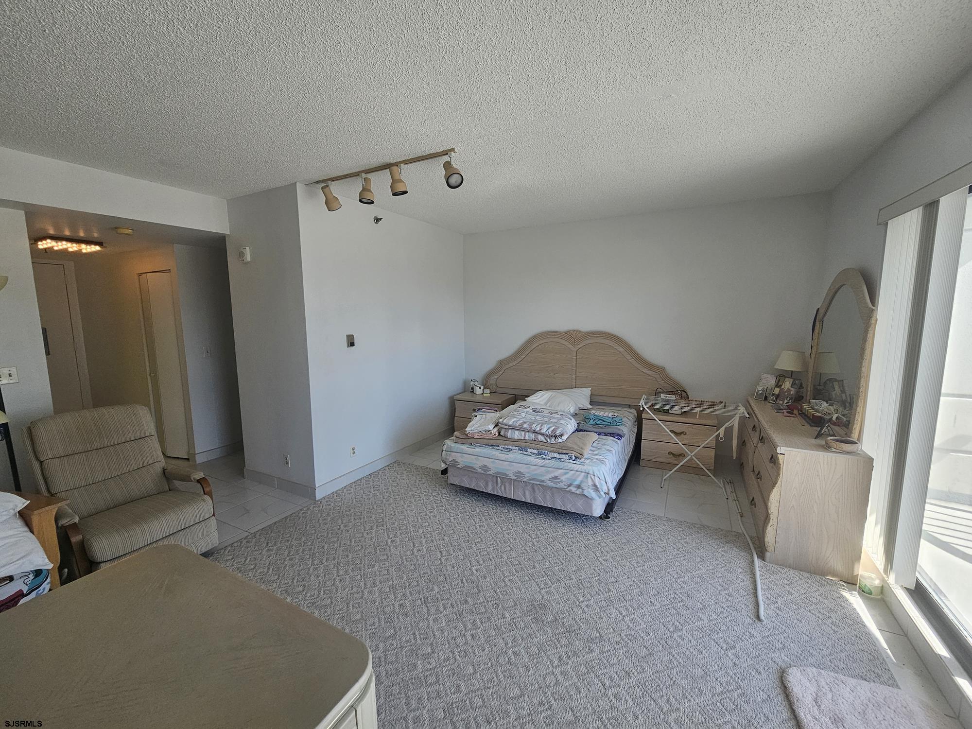 3101 Boardwalk - Picture 1