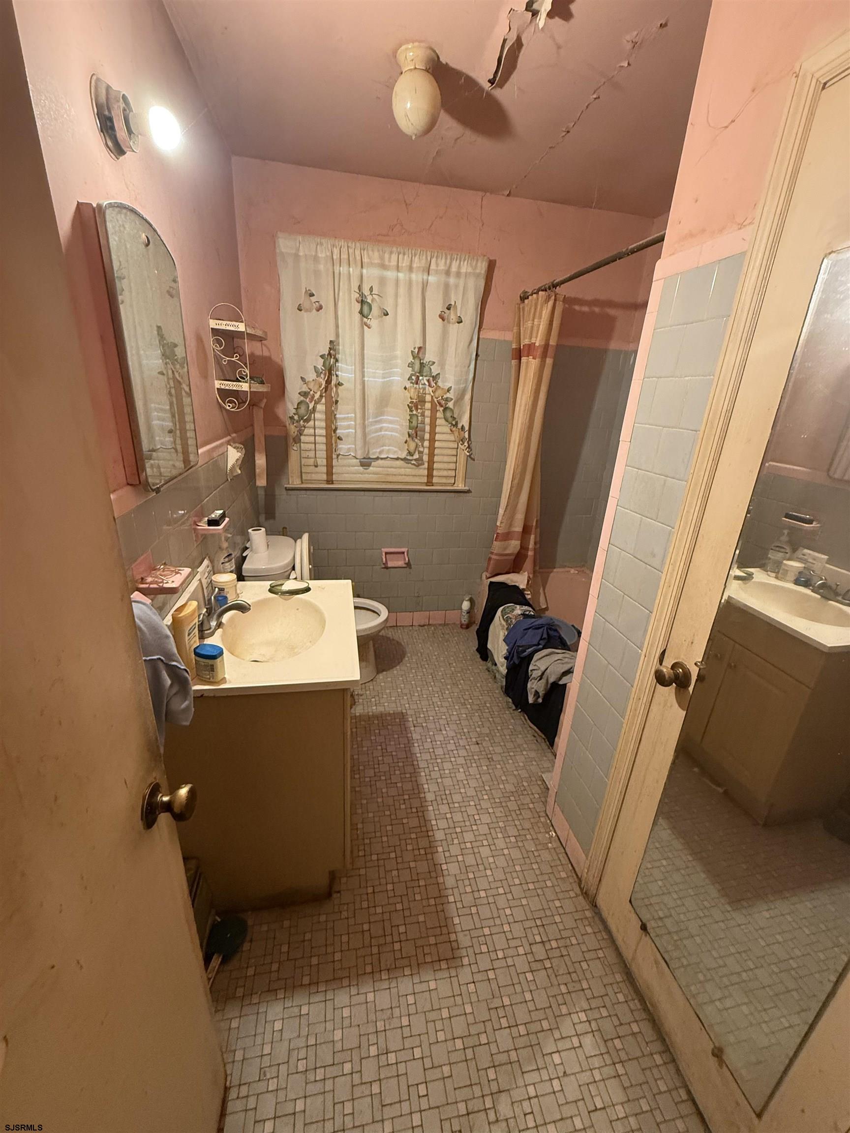 608837 | Photo 11