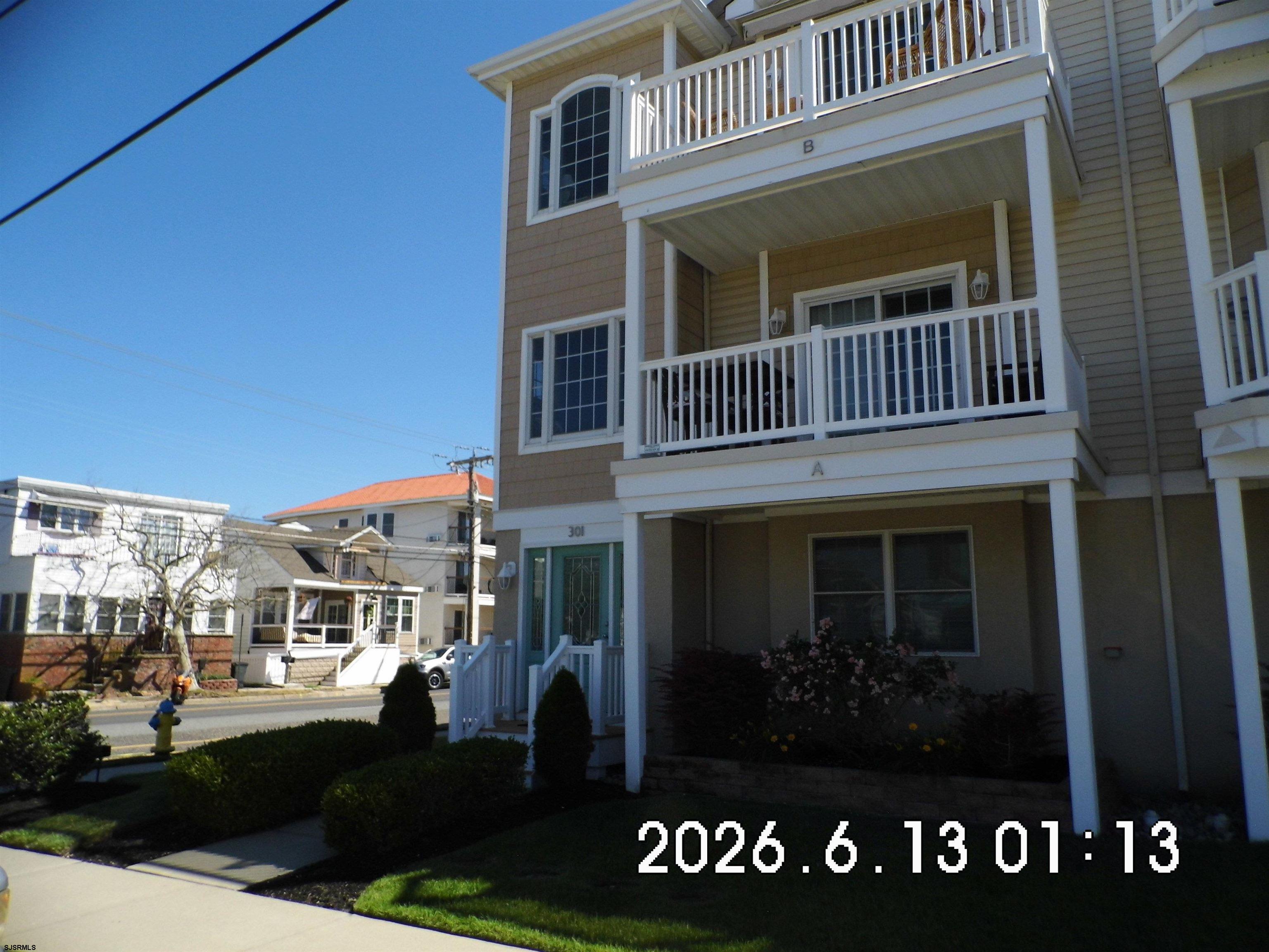 301 E Bennett Avenue