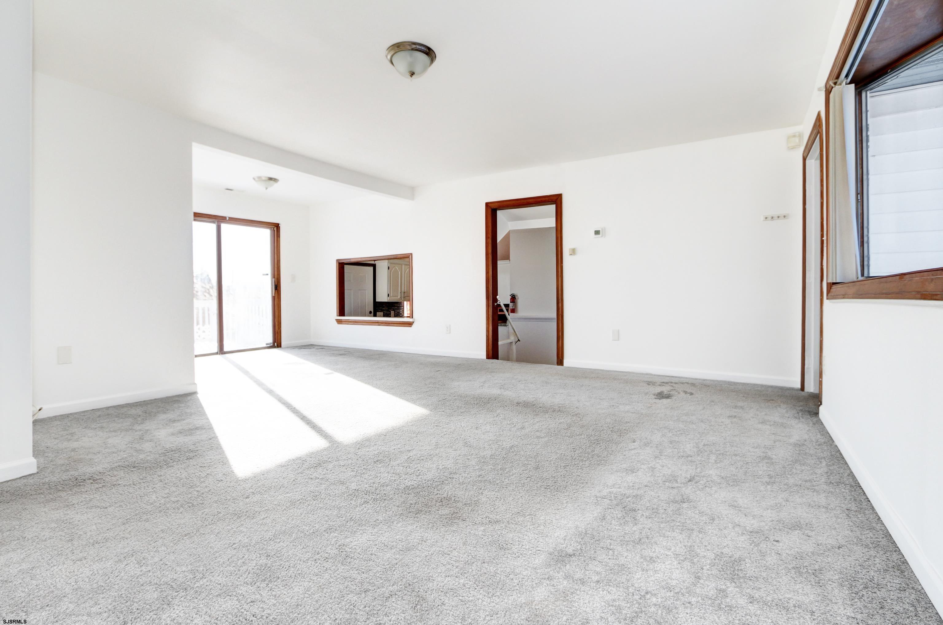 307 E Edgewater Avenue