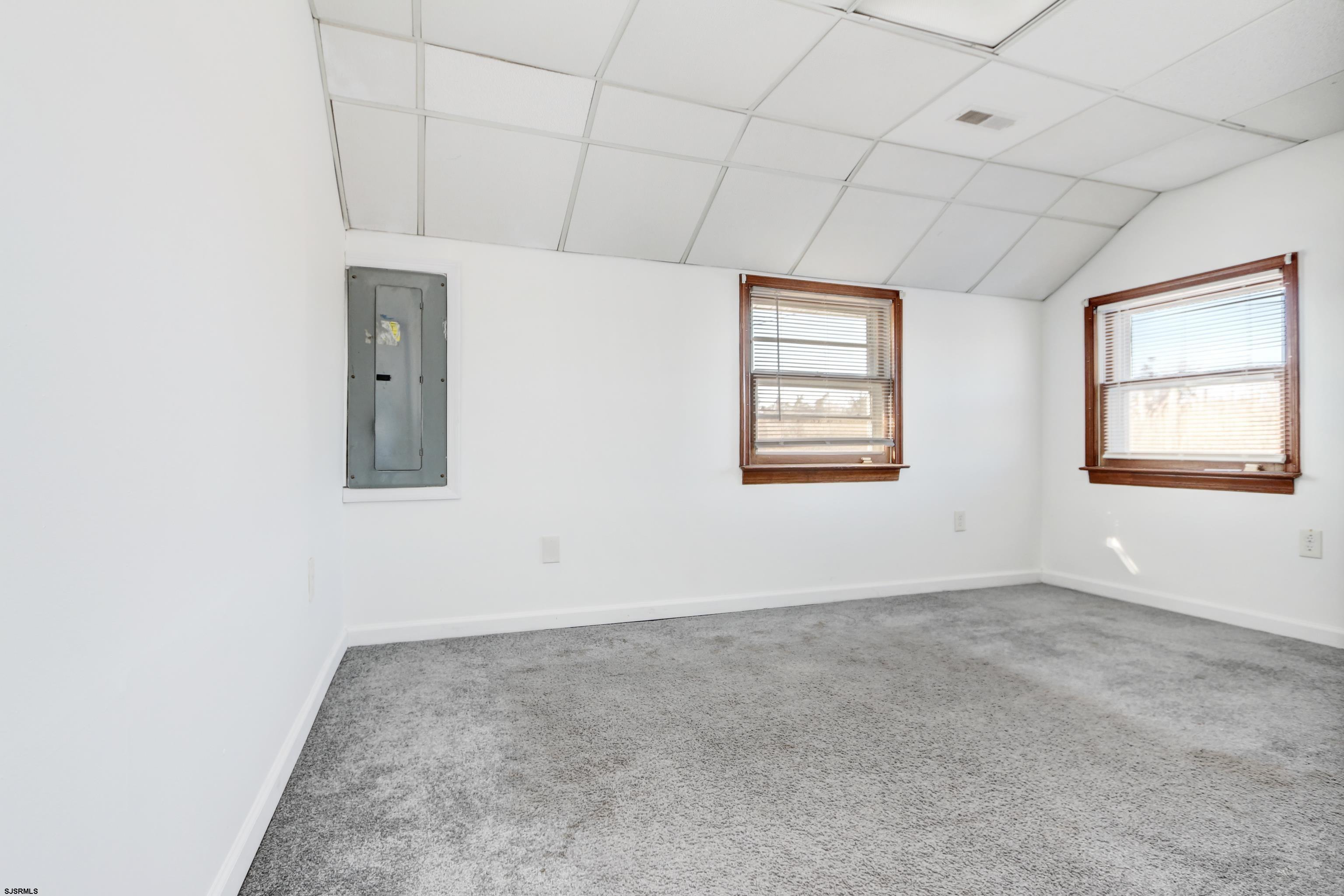 307 E Edgewater Avenue