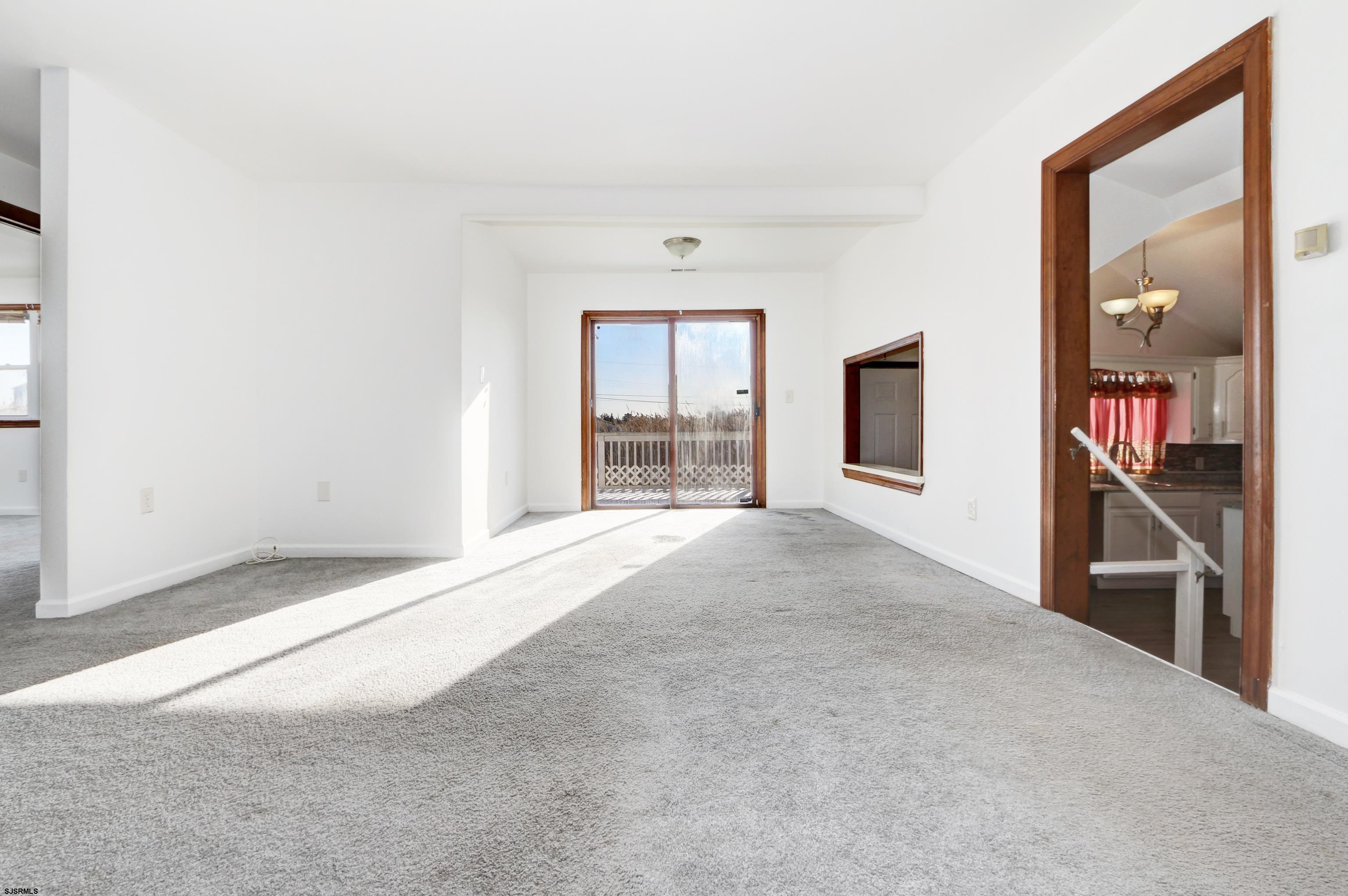 307 E Edgewater Avenue - Picture 2