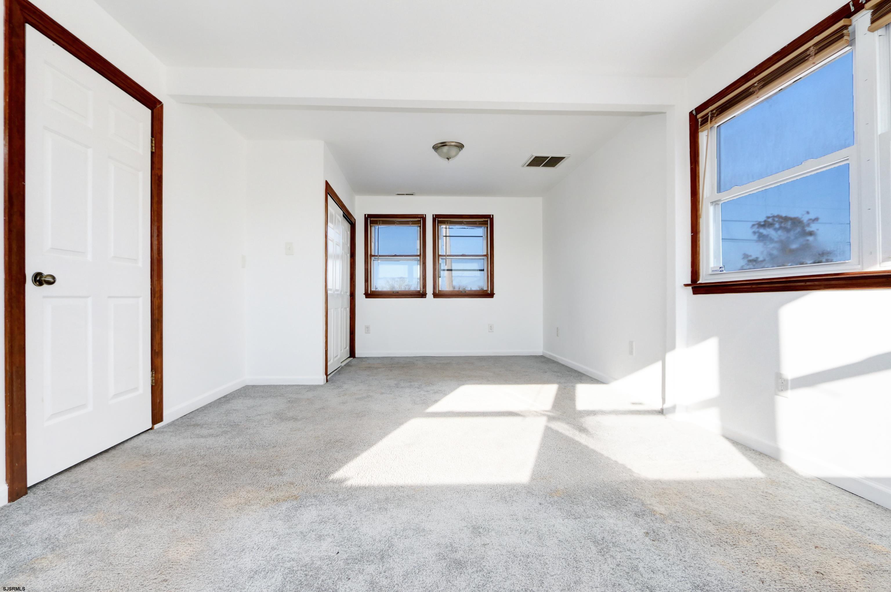 307 E Edgewater Avenue - Picture 4
