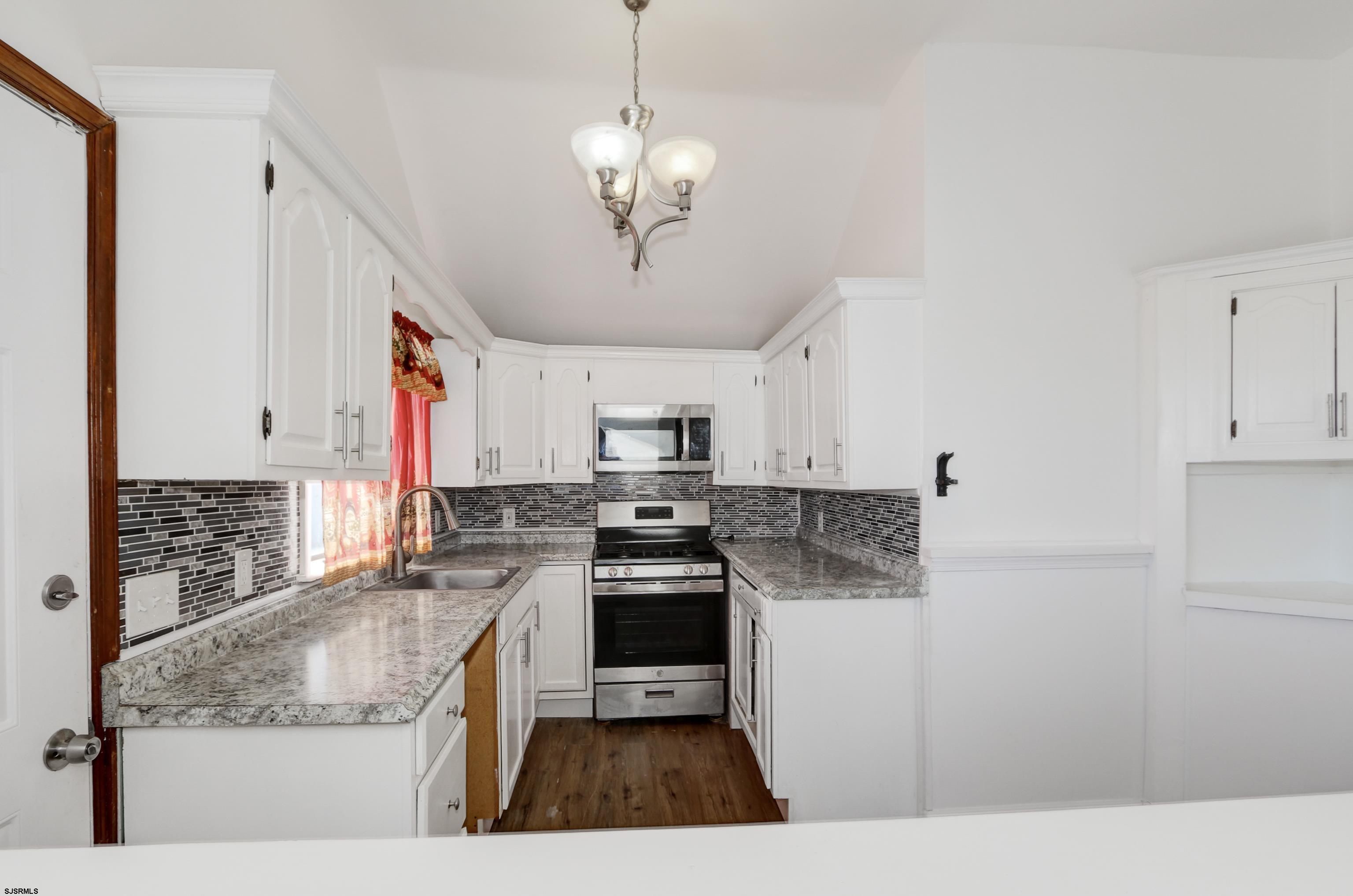 307 E Edgewater Avenue