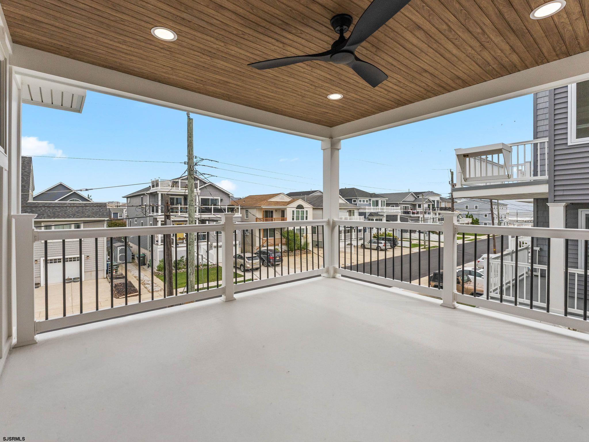 1106 E Beach Avenue