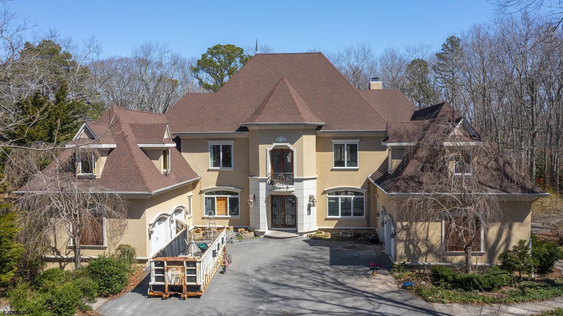 253 Aschwind Ct - Picture 1