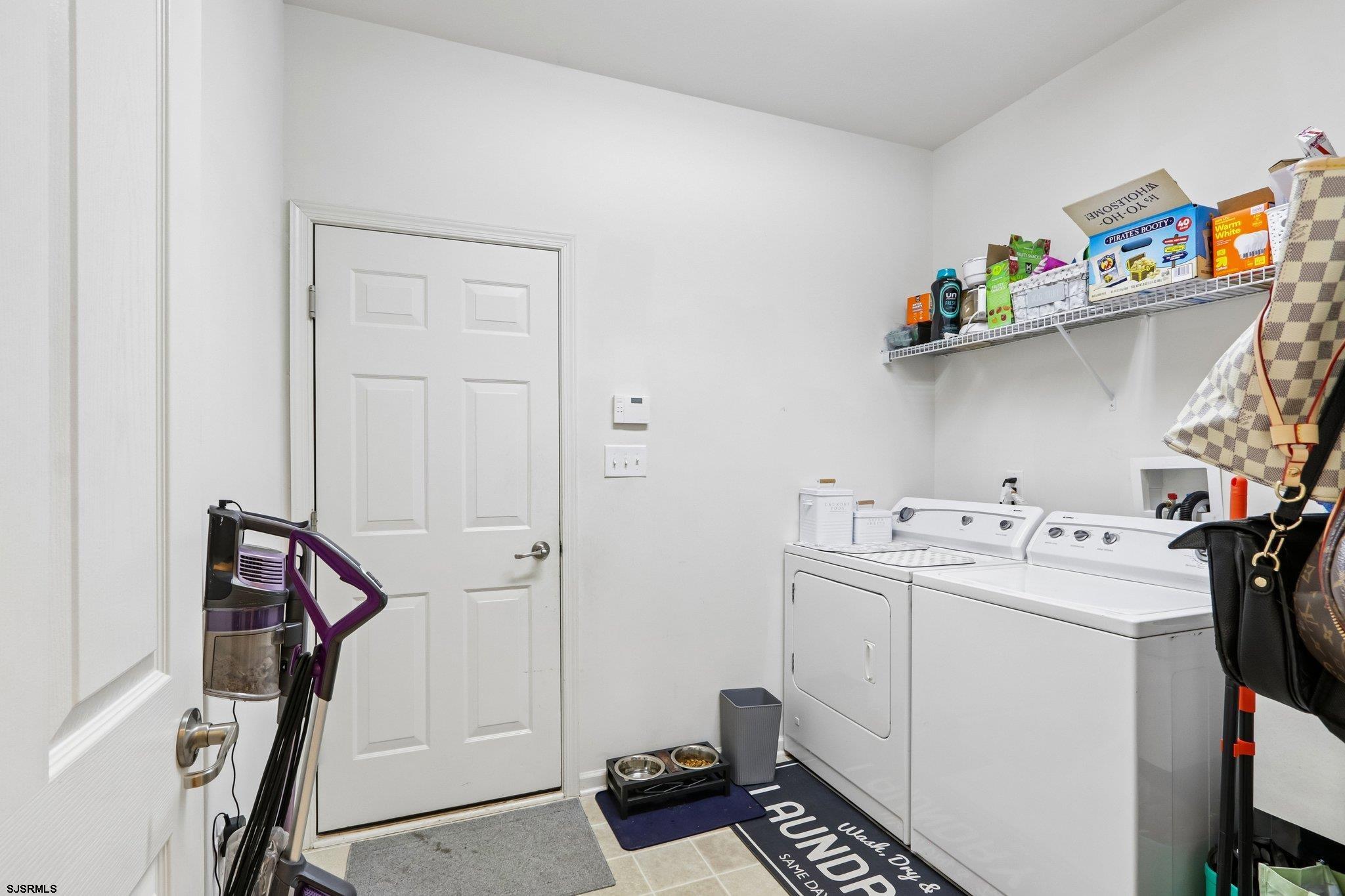 60 Abington Ct