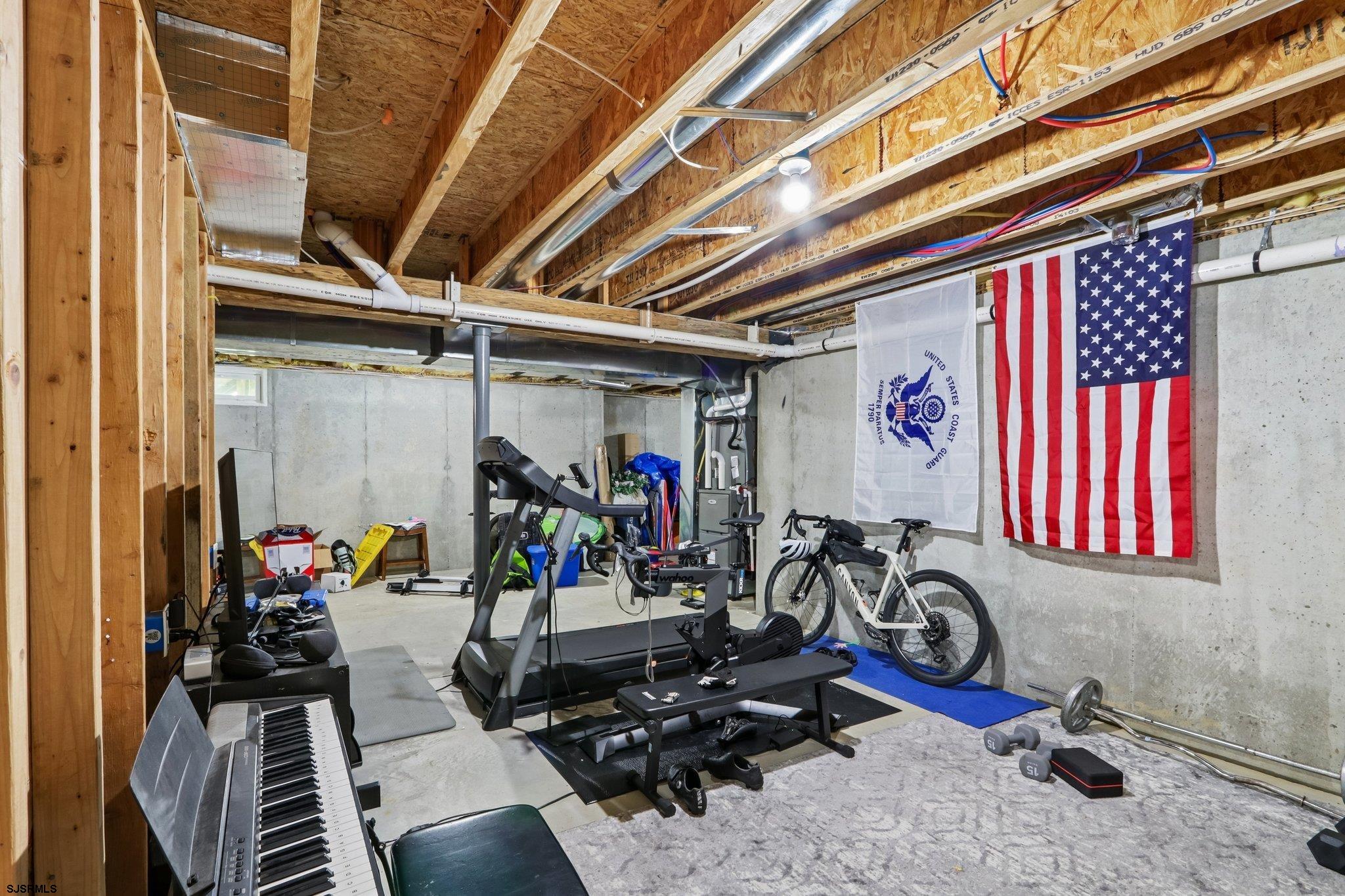 60 Abington Ct