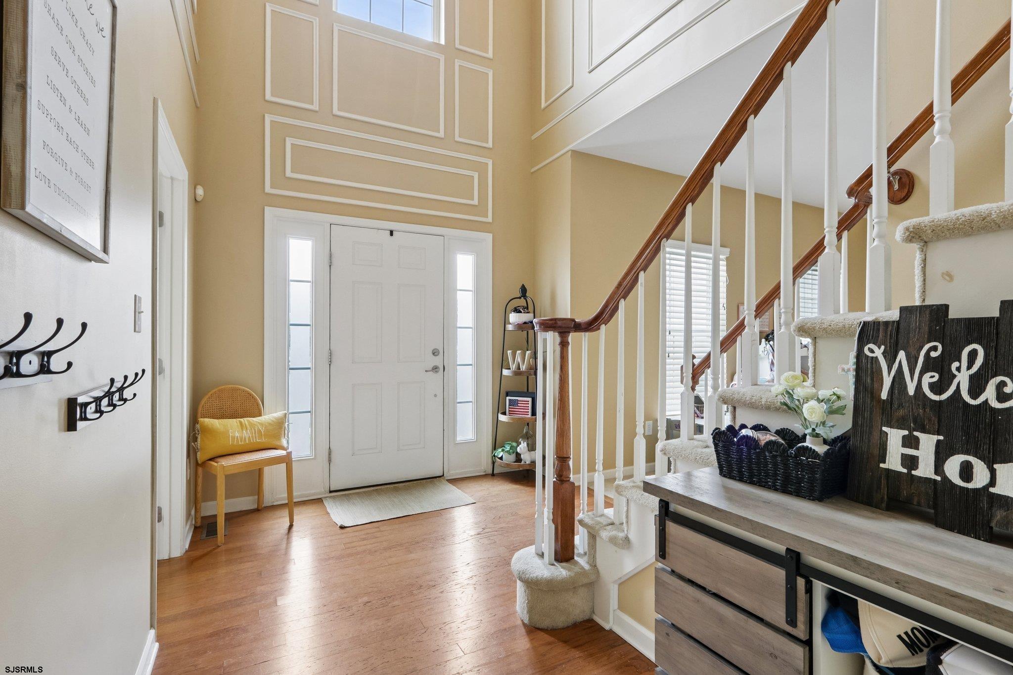 60 Abington Ct