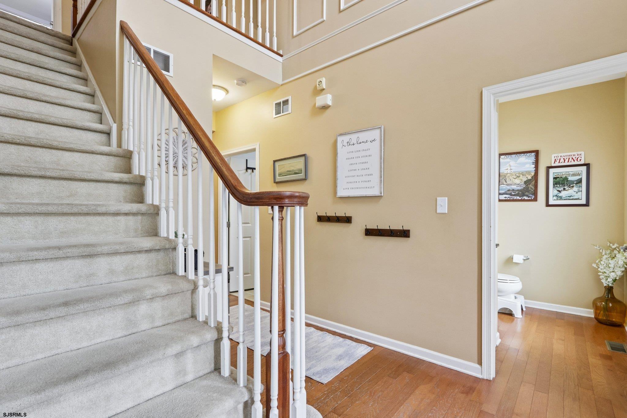 60 Abington Ct