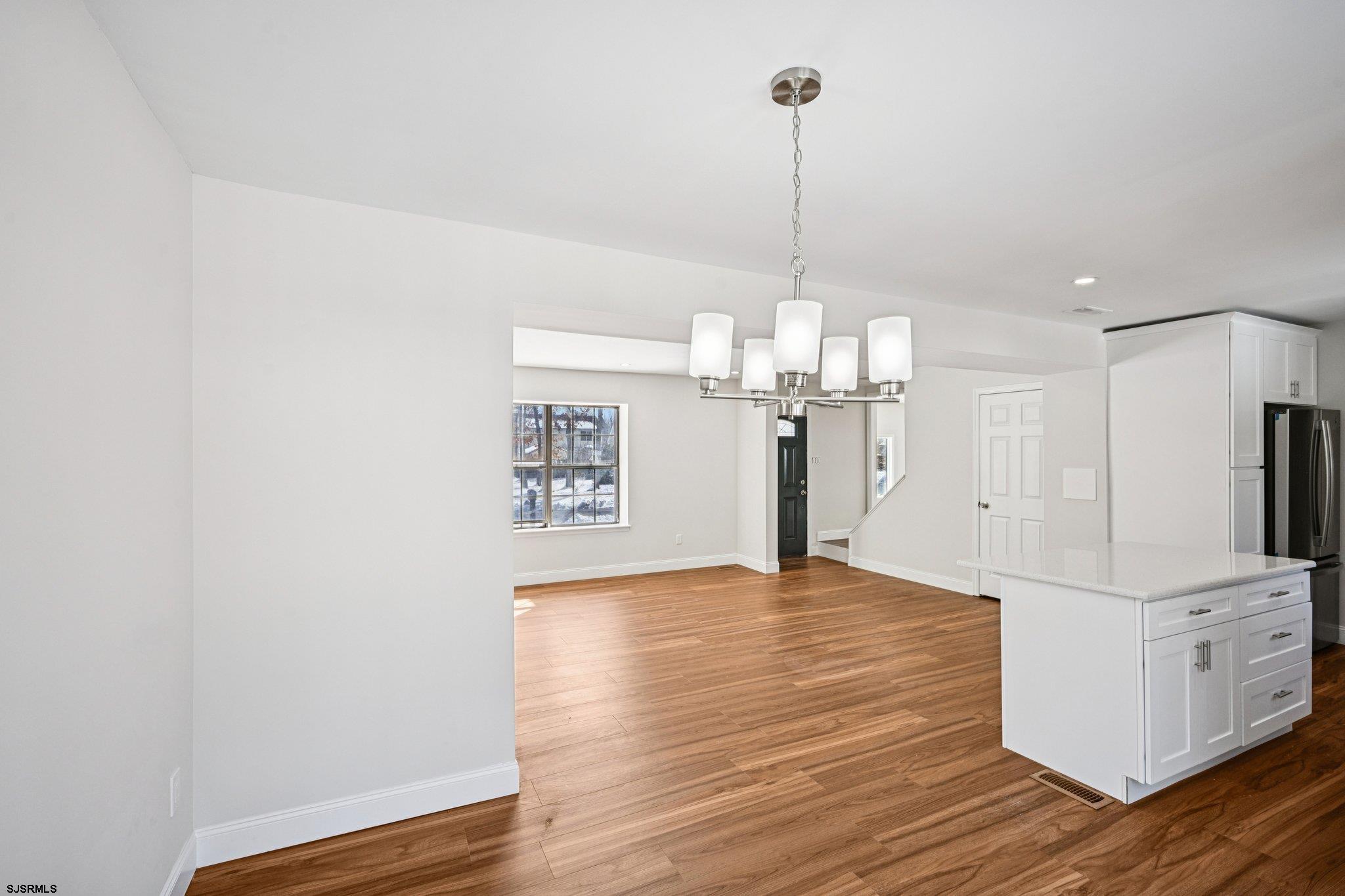 415 Vine Avenue
