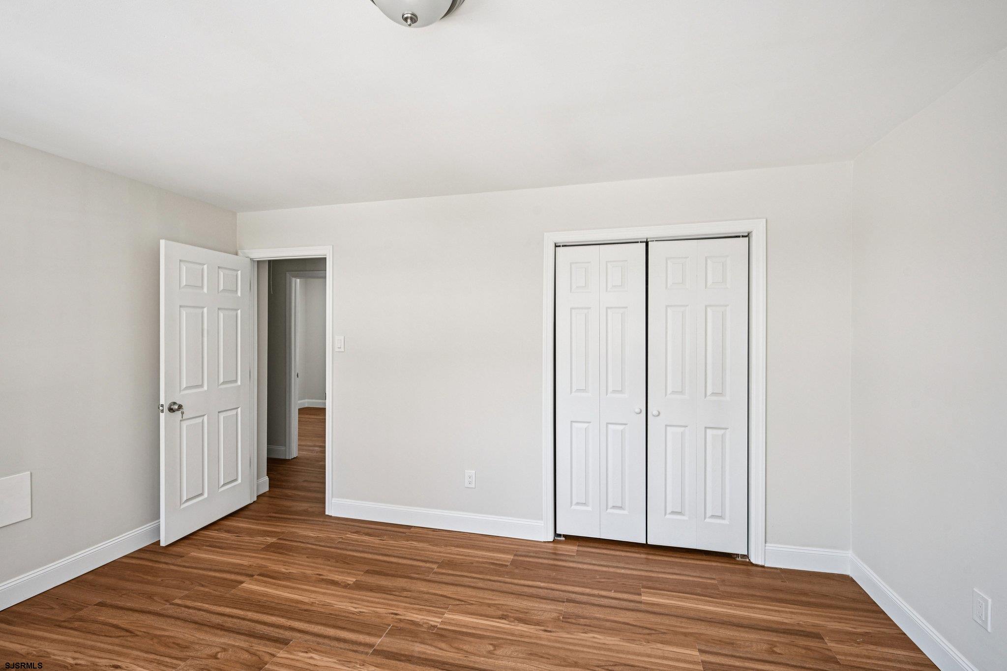 415 Vine Avenue