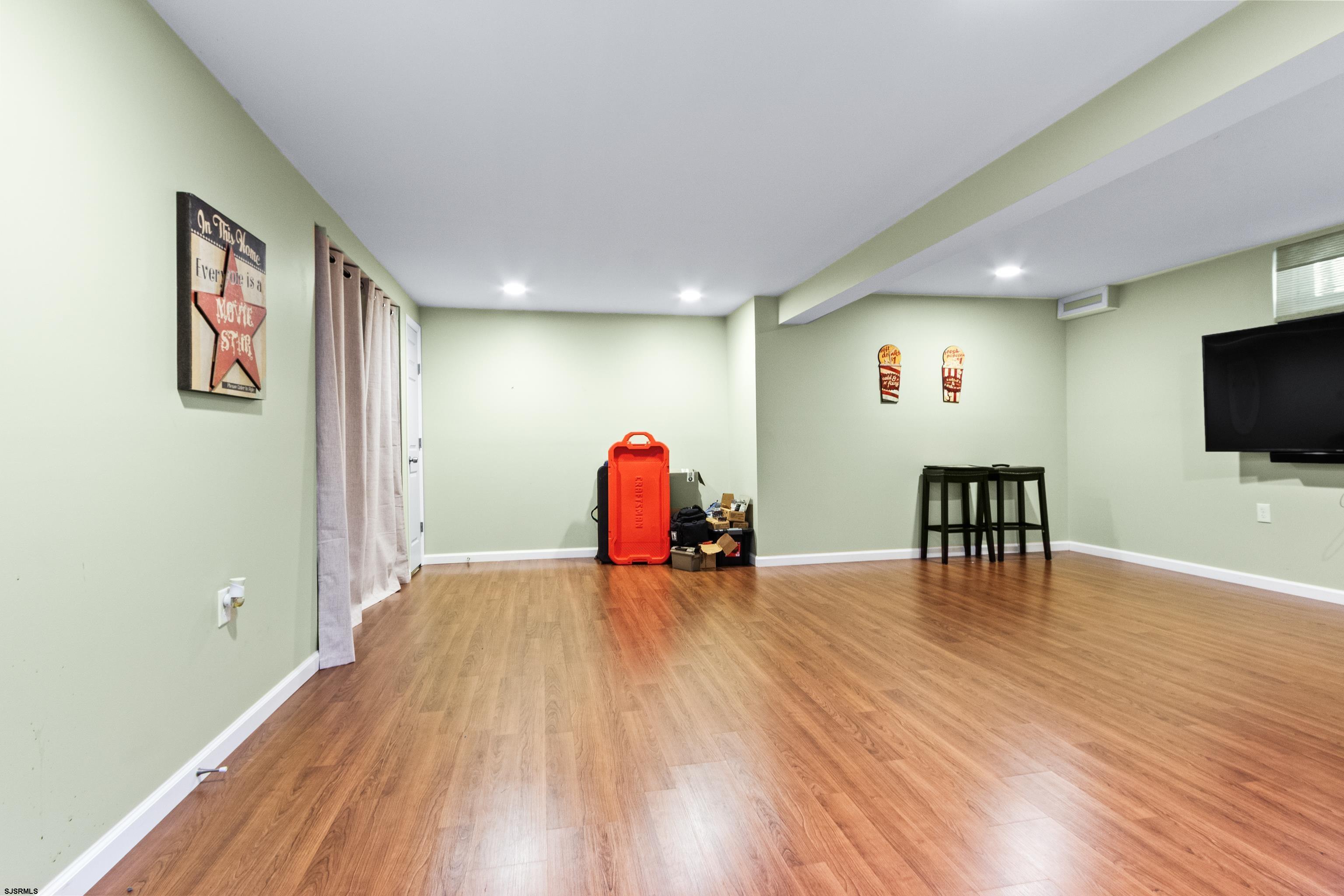 609112 | Photo 49