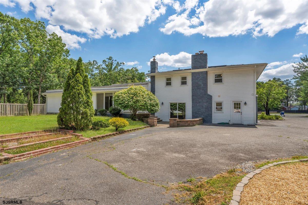 1161 Moss Mill Road