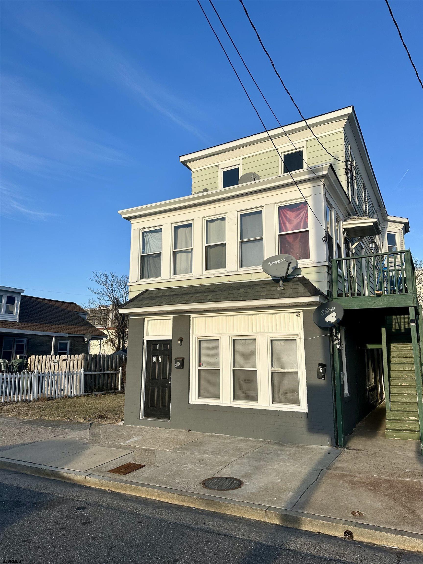 37 N Massachusetts Avenue - Atlantic City