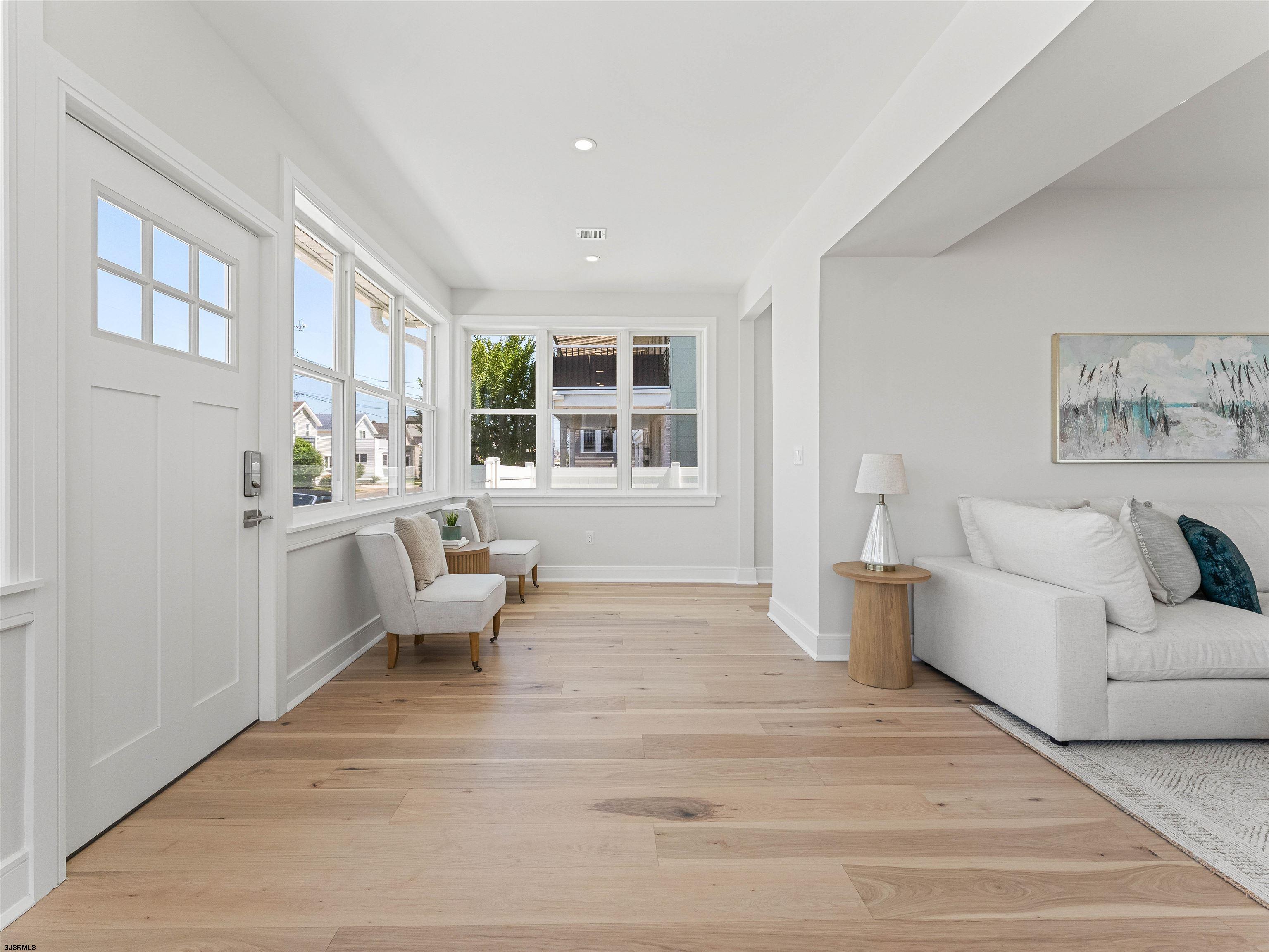 122 N Melbourne Avenue - Picture 4
