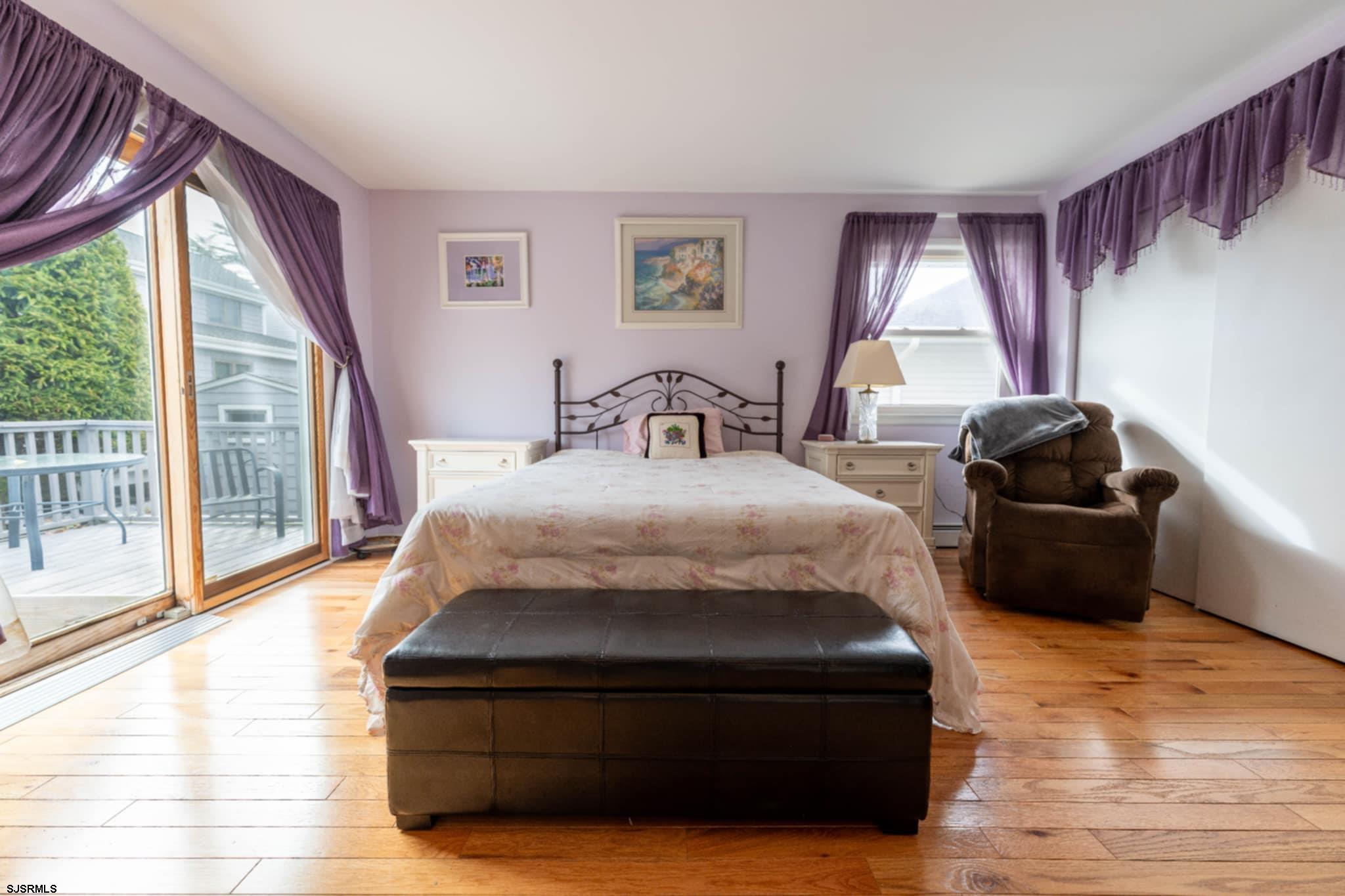9 E Gilmar Cir