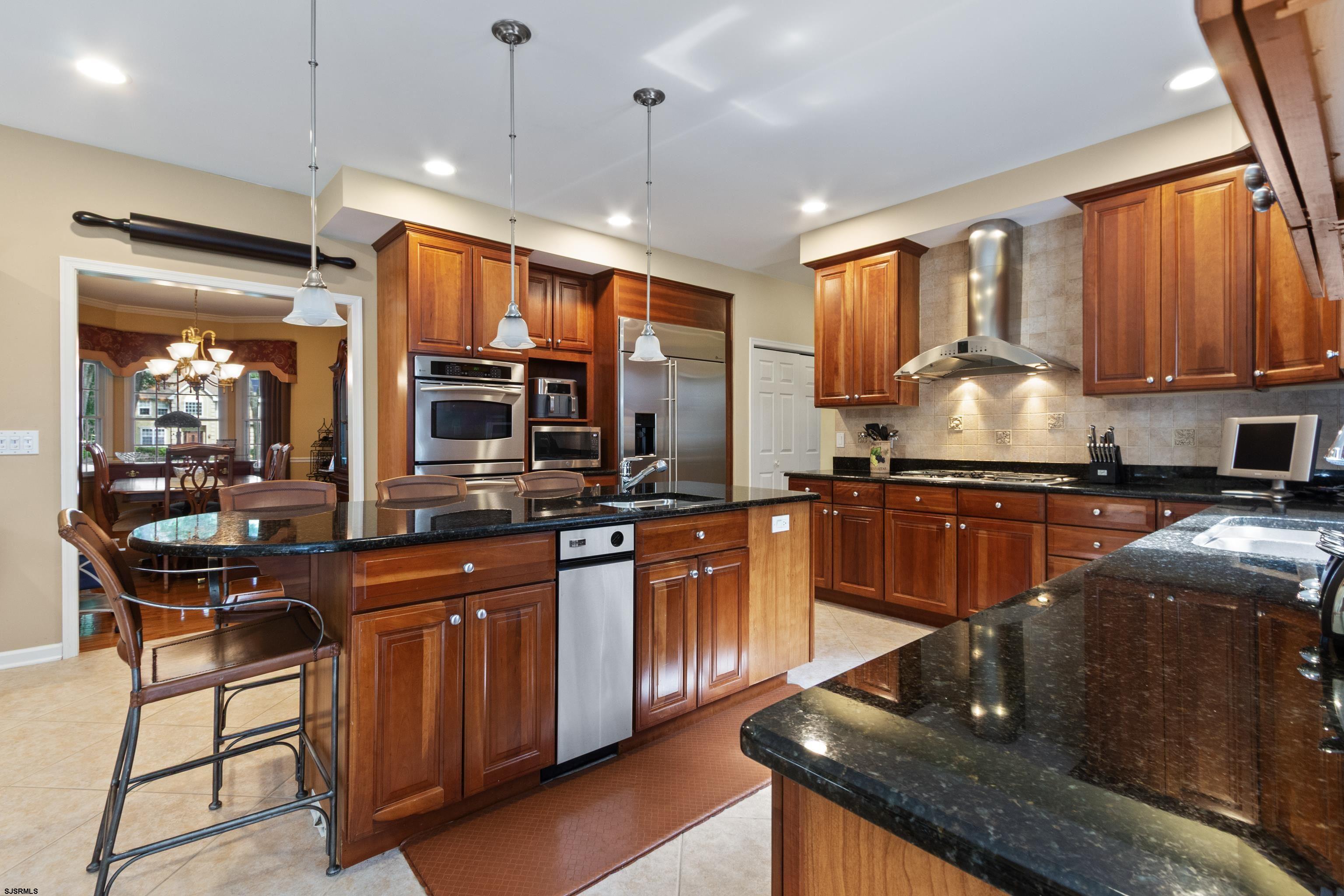 317 Island Ln