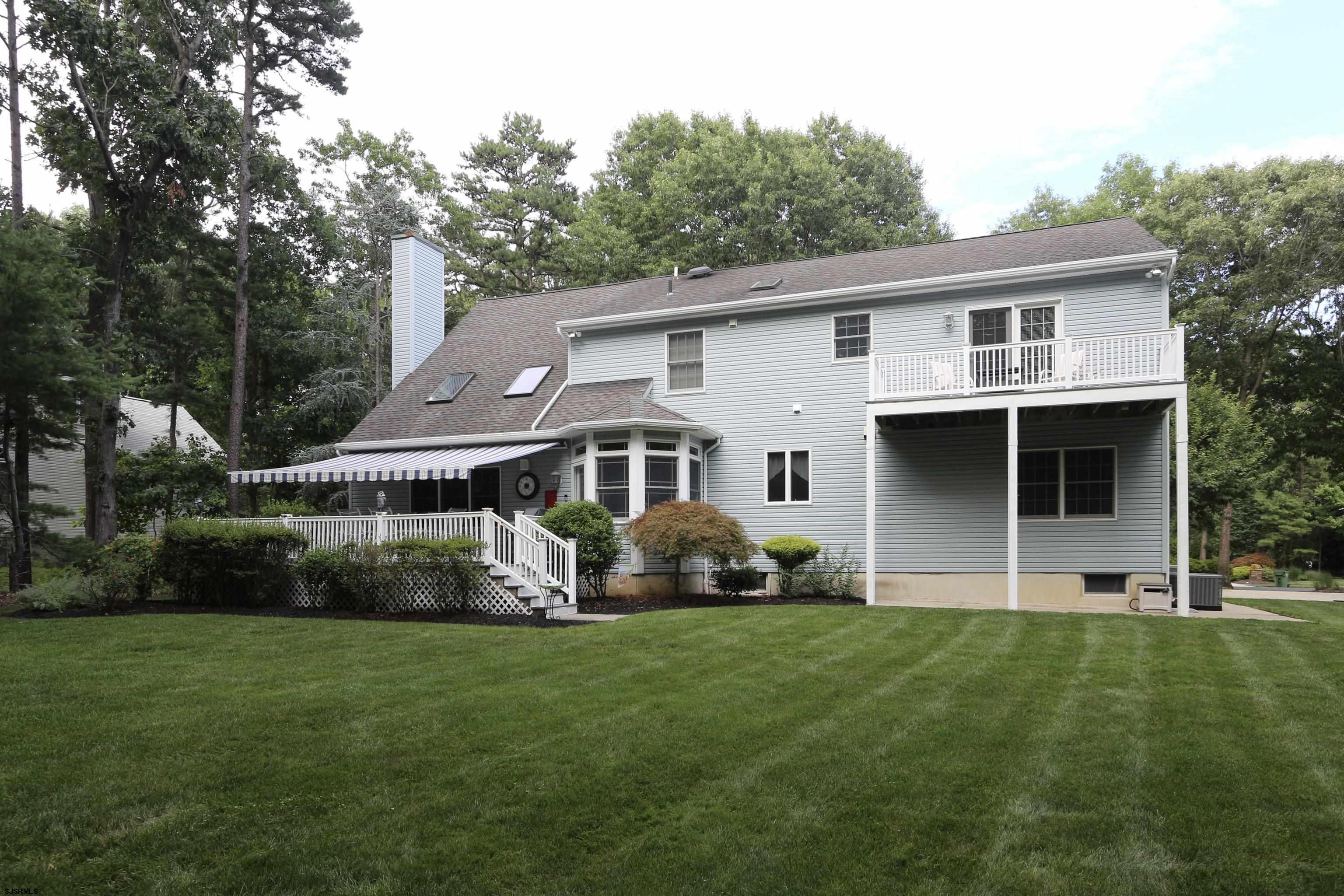317 Island Ln