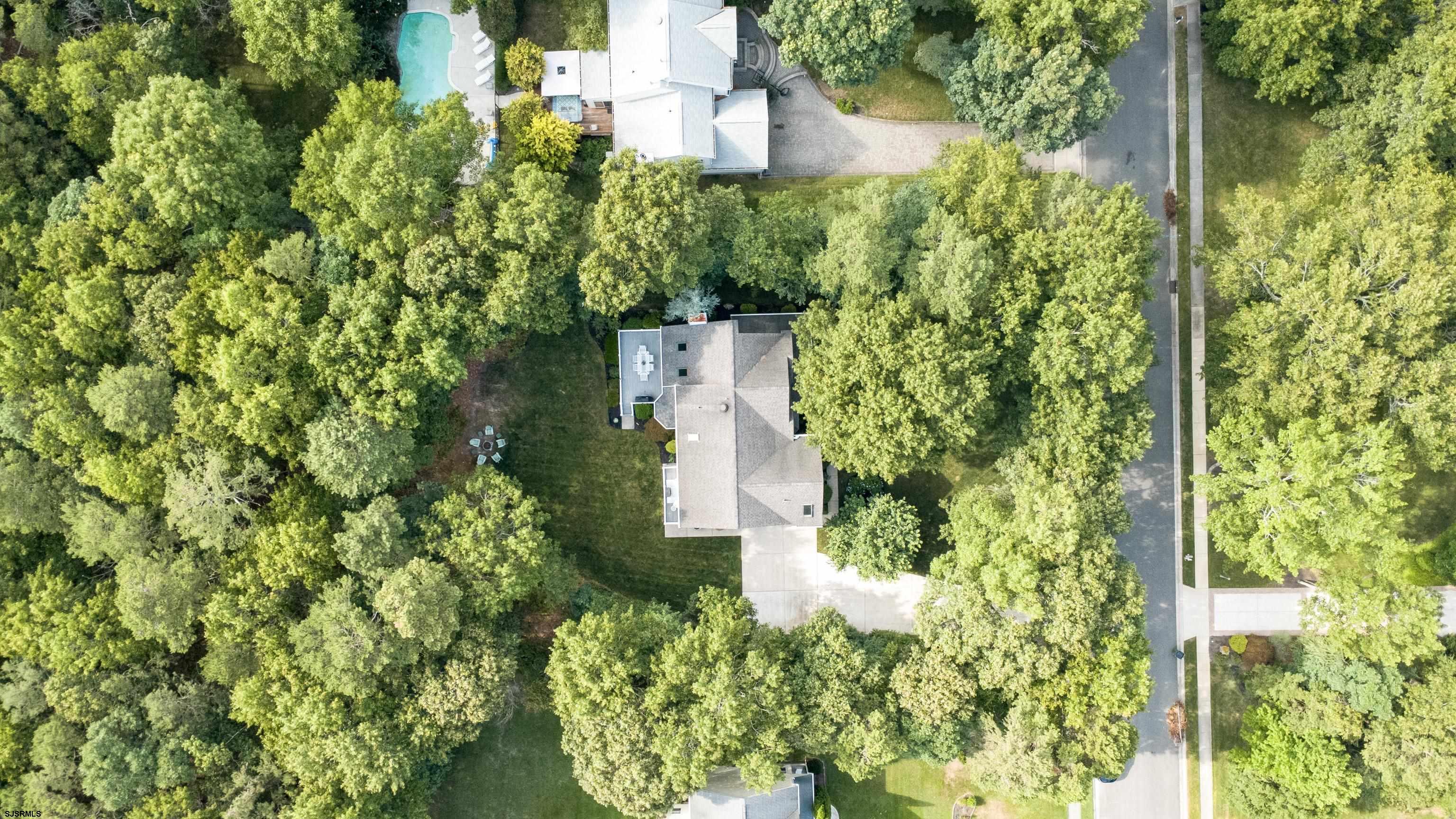 317 Island Ln