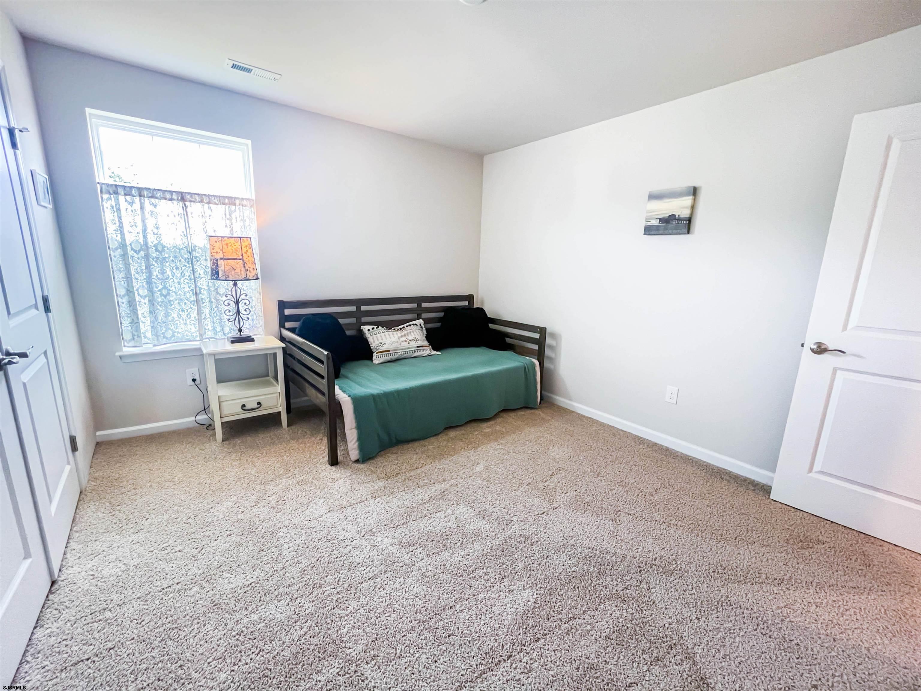 609579 | Photo 37