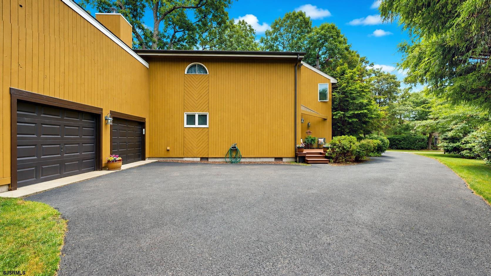 12 Fischer Road