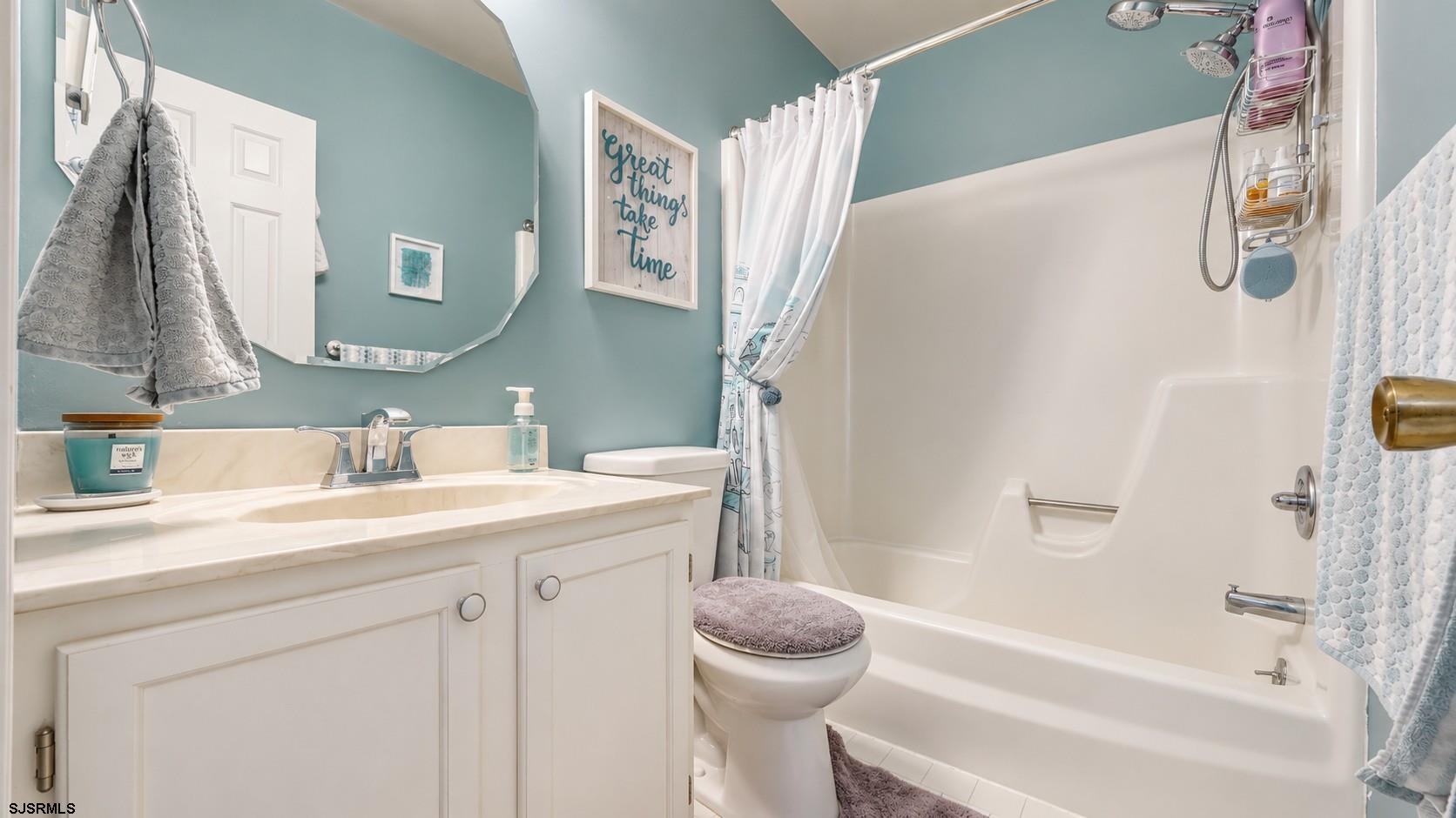 4 Whitewater Lane