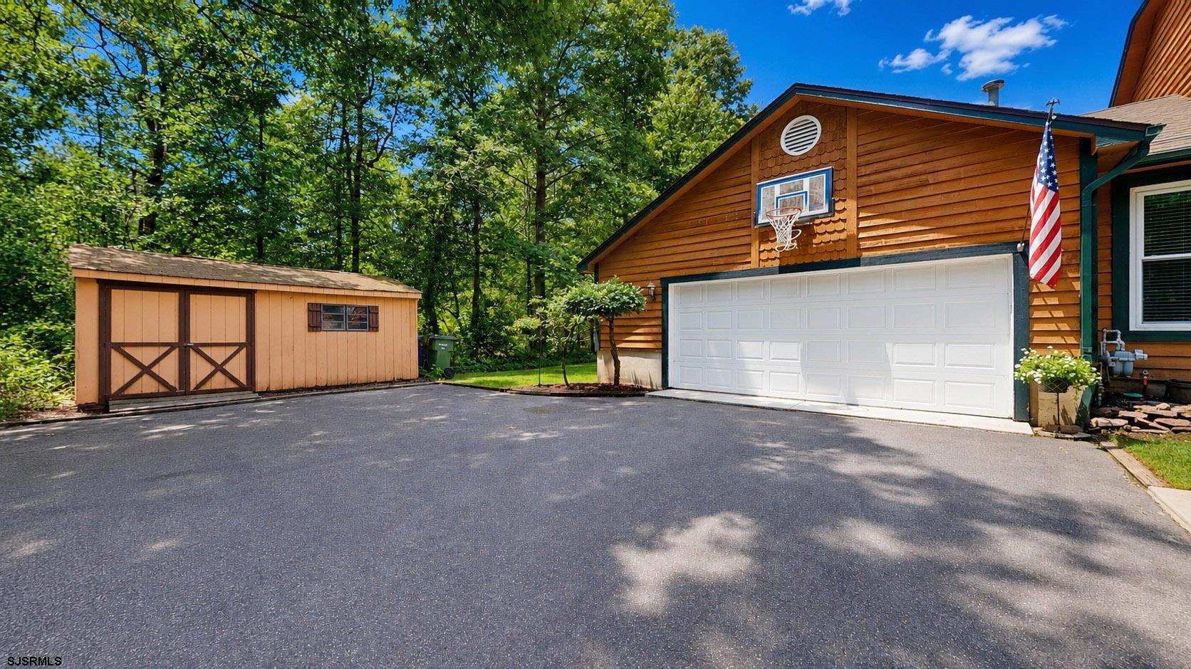 4 Whitewater Lane