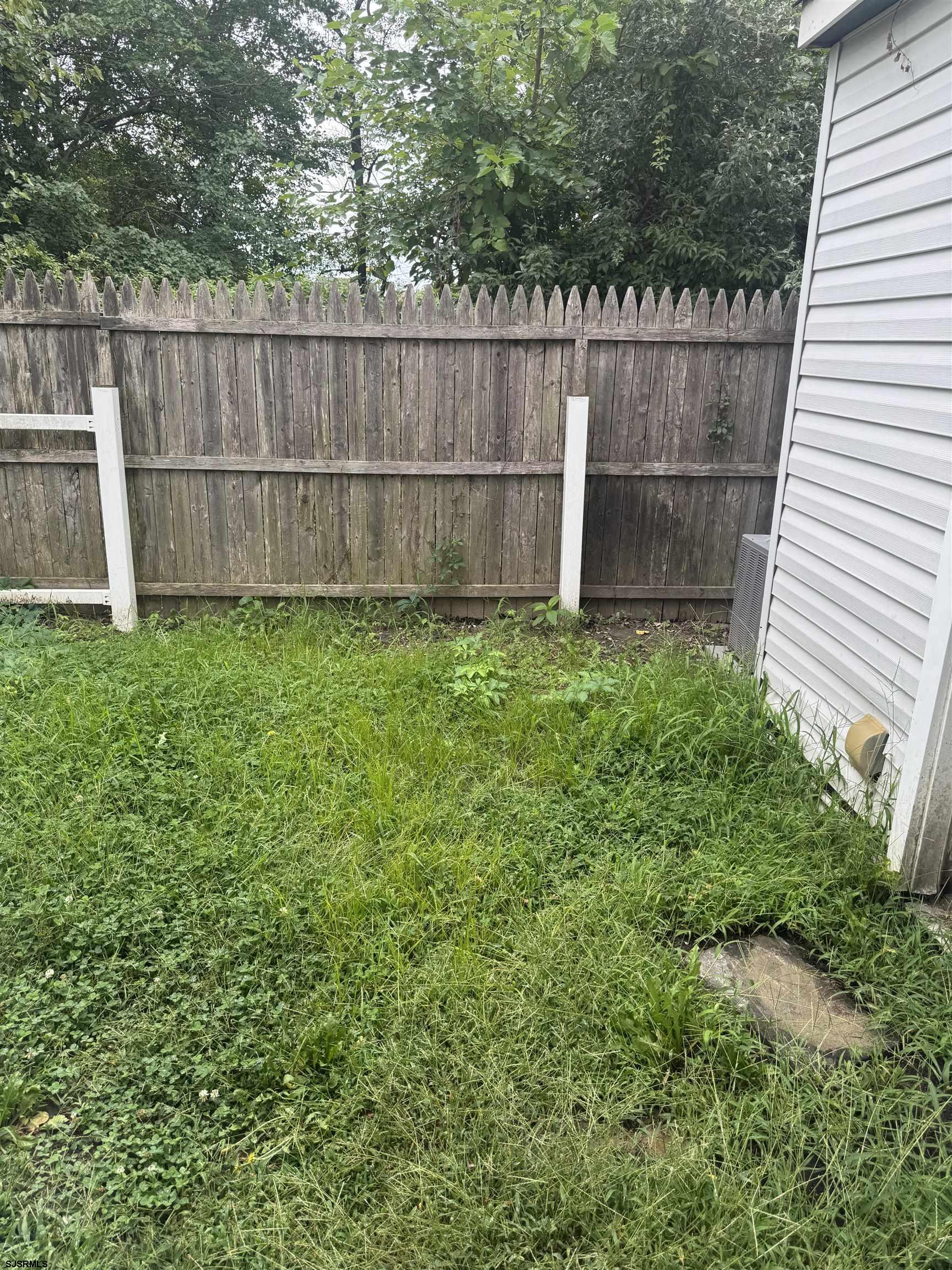 26 Locust Ct