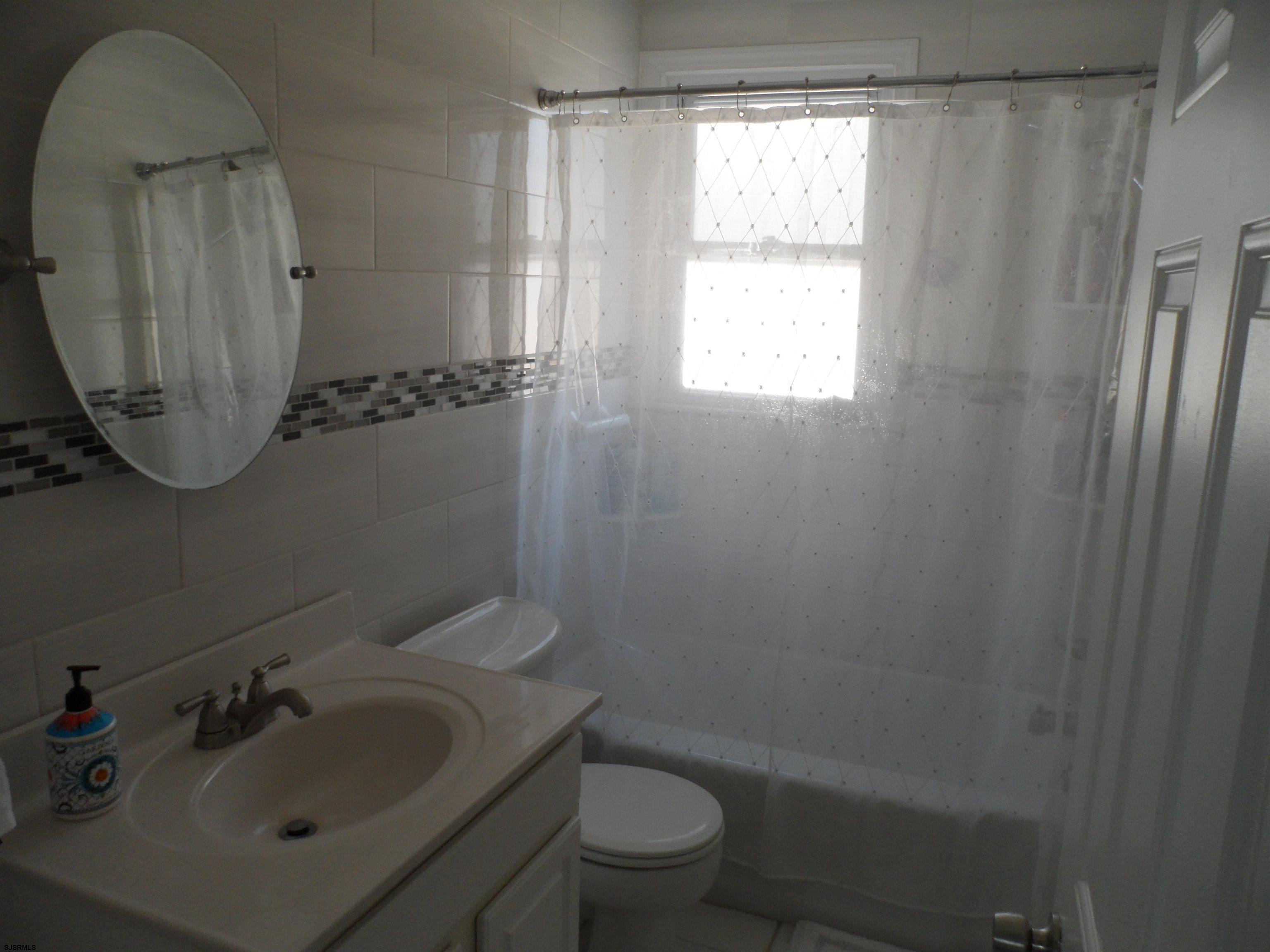  - Picture 17