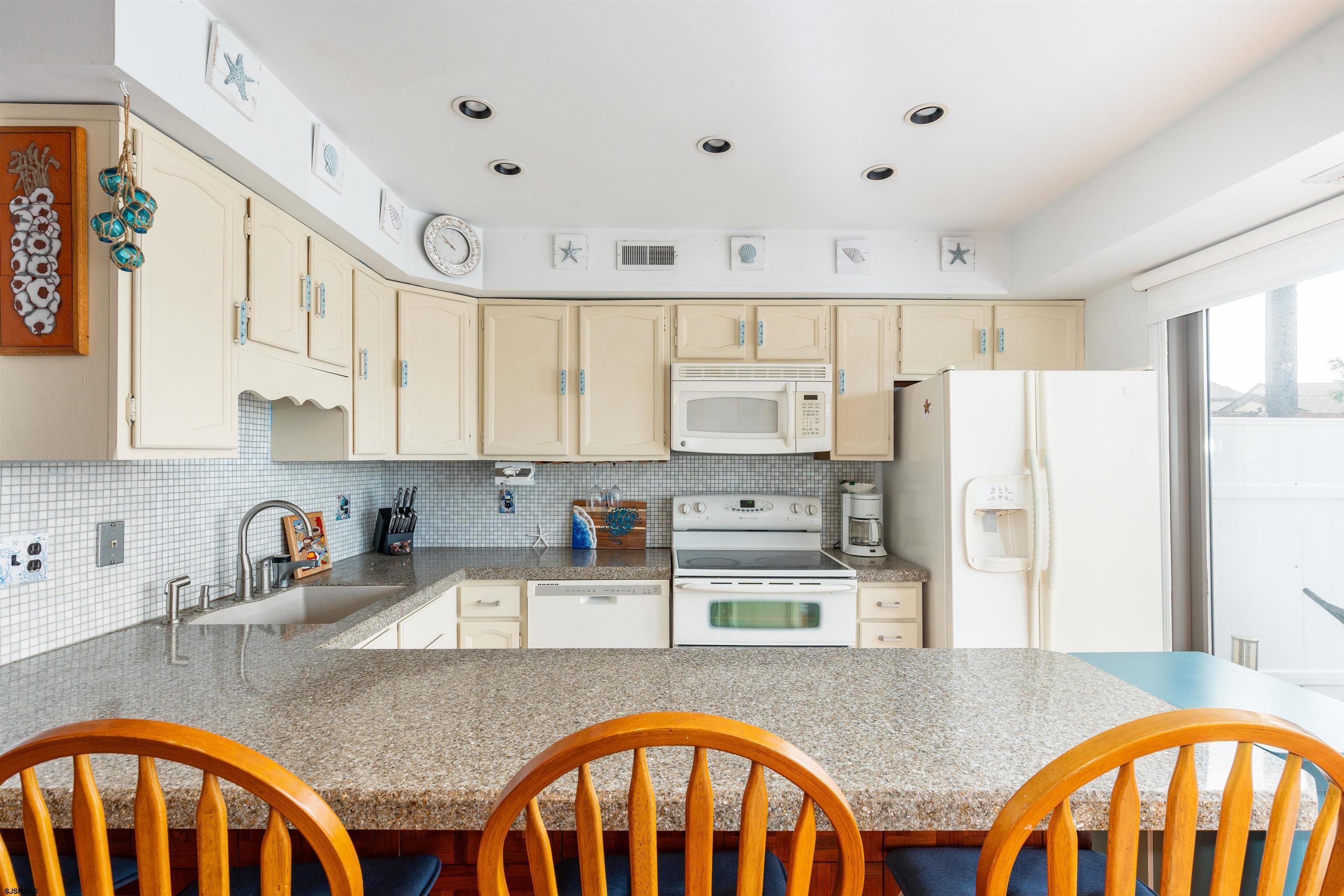 4624 Harbor Beach Blvd