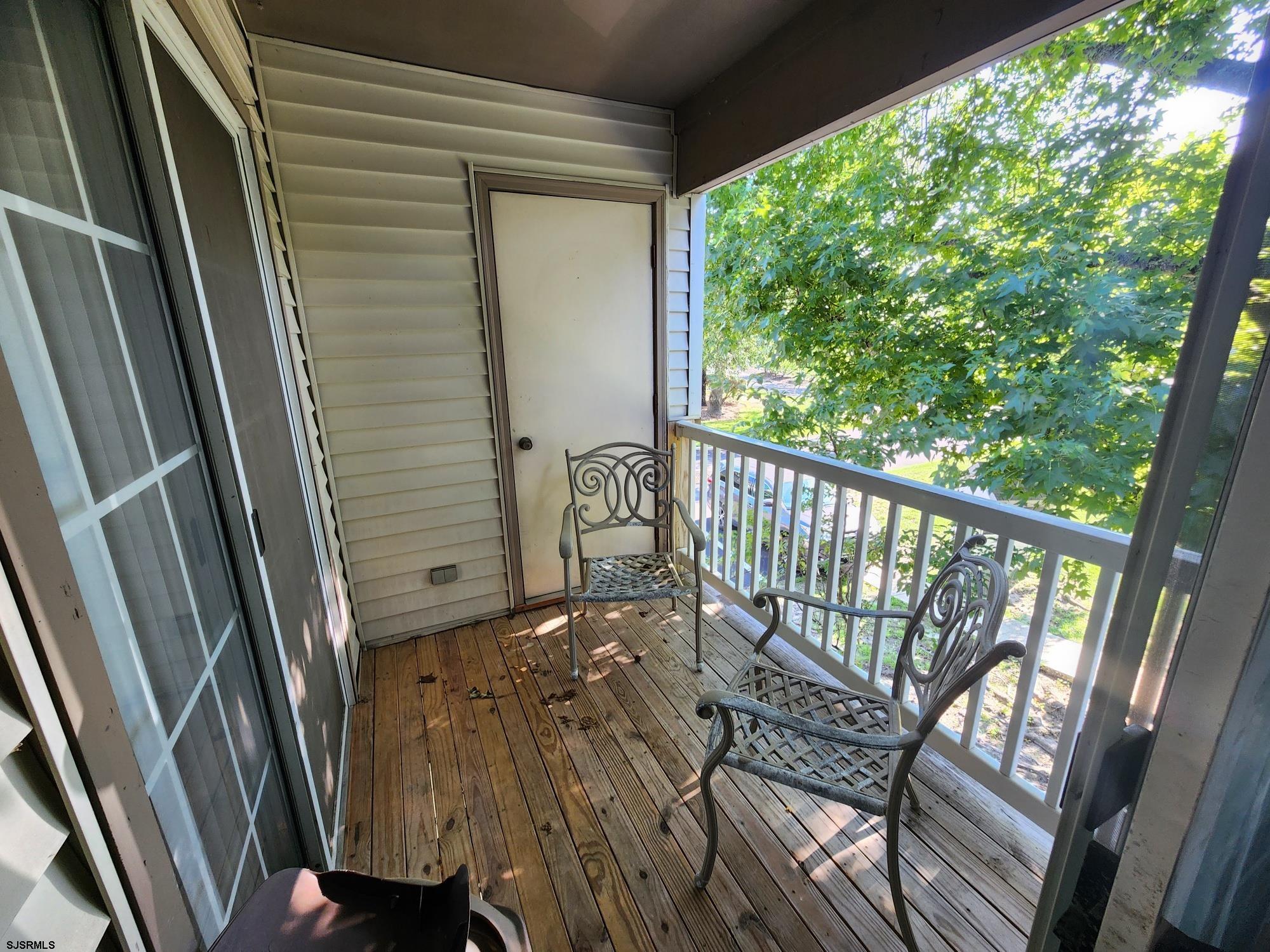 151 S Edgewater Dr