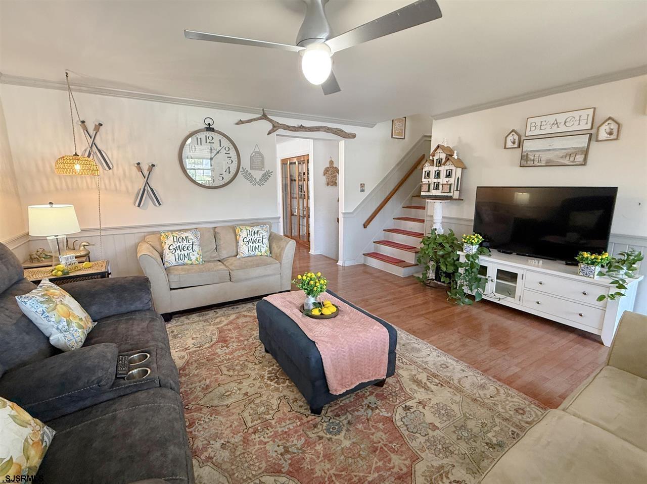 415 N Burghley Avenue - Picture 1