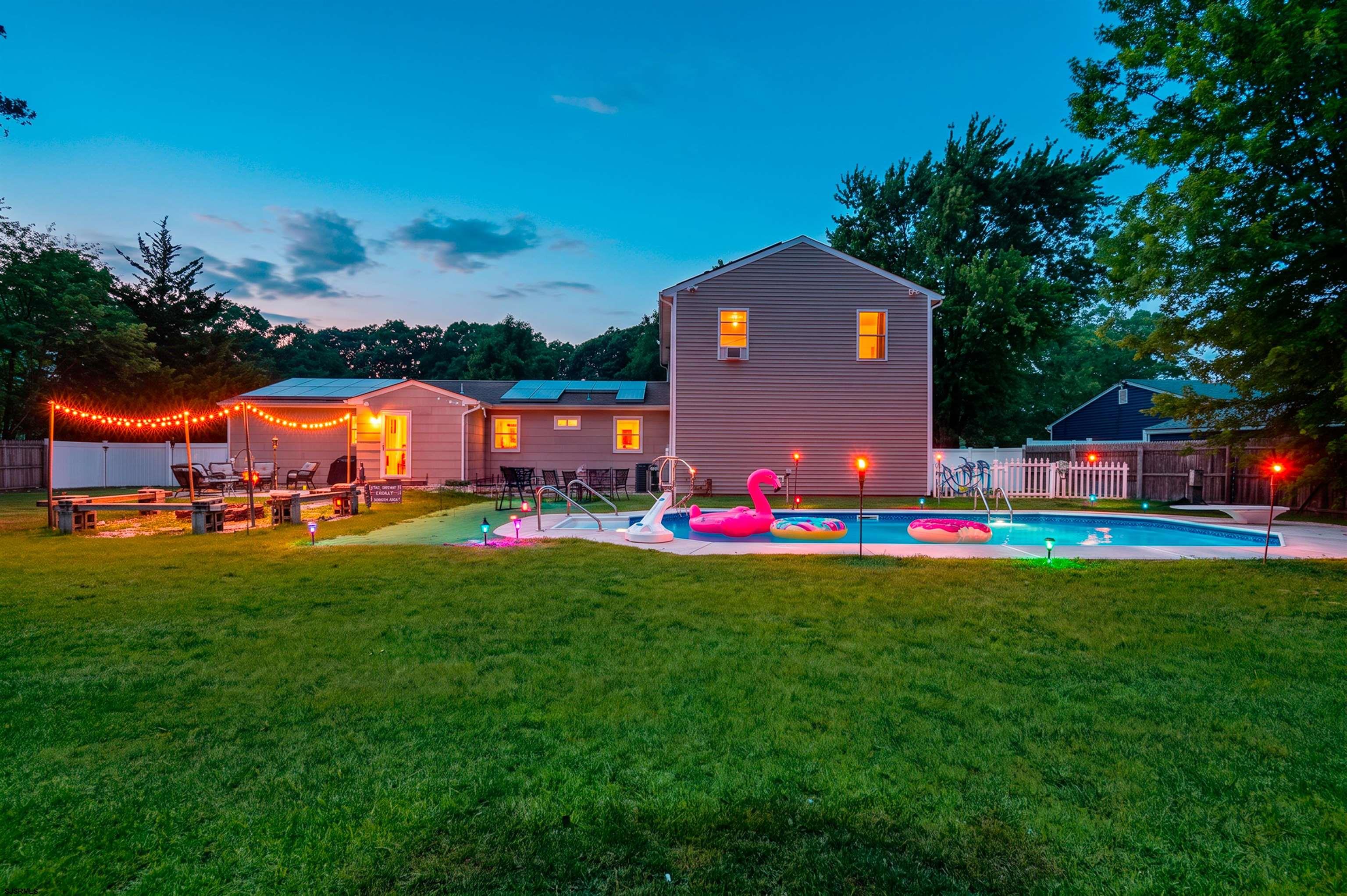 703 David Ln
