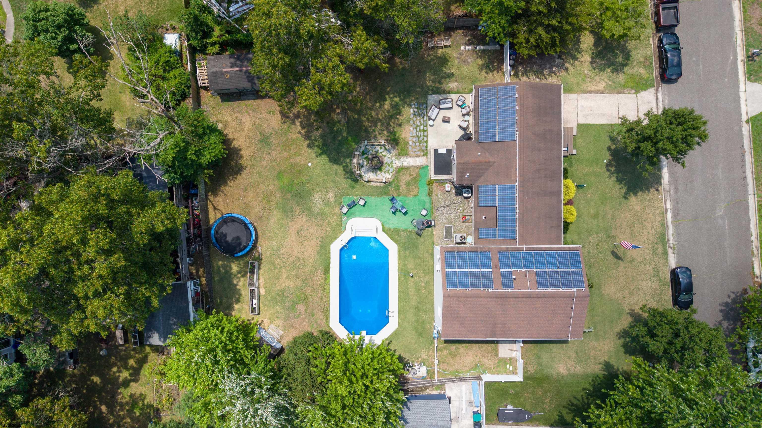 703 David Ln