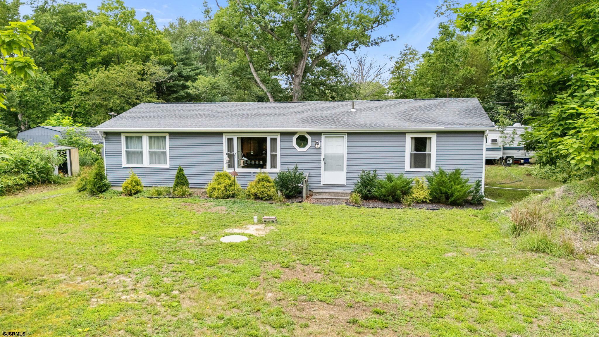 446 Elwood Road - Picture 1