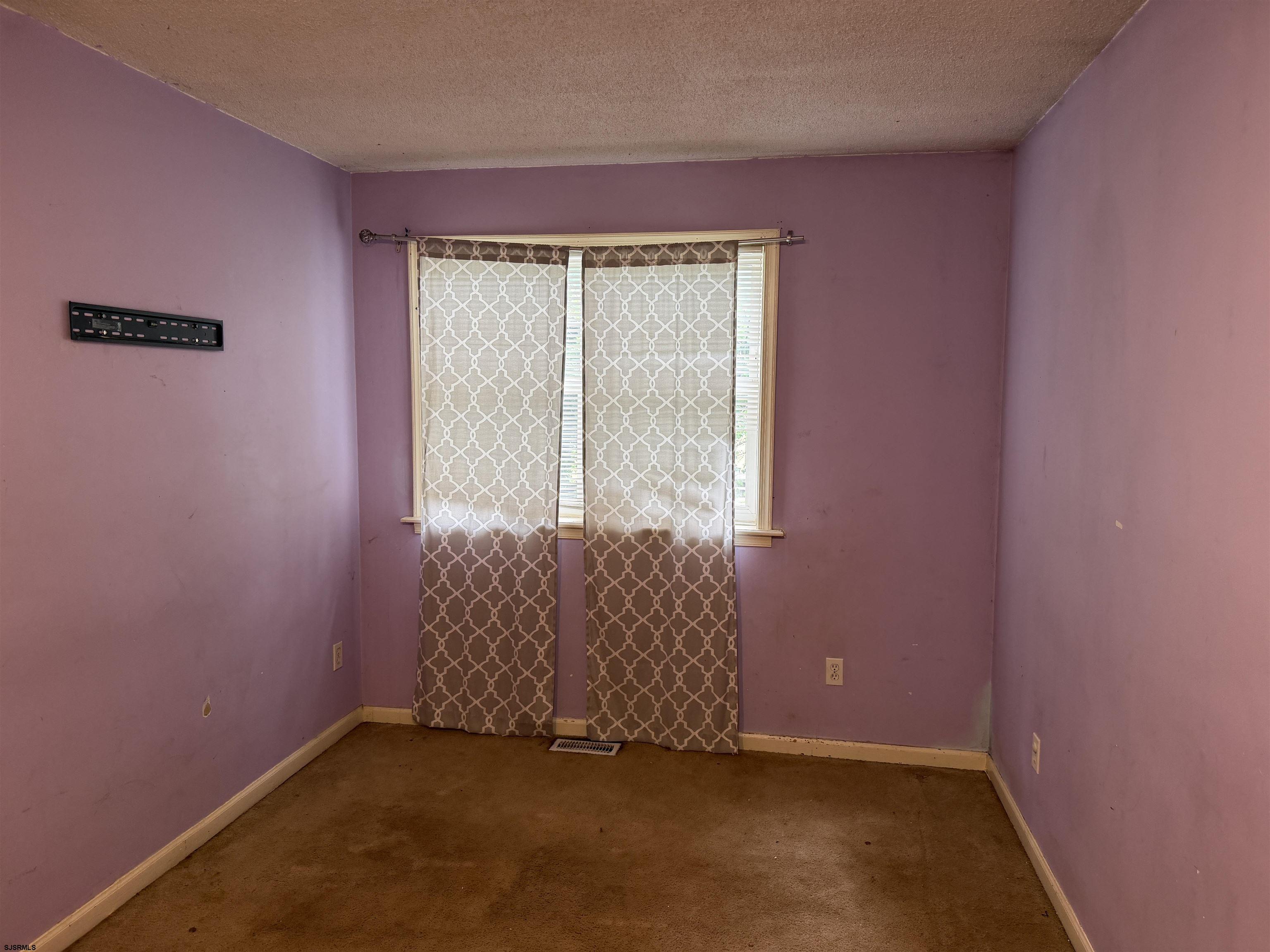 610206 | Photo 11