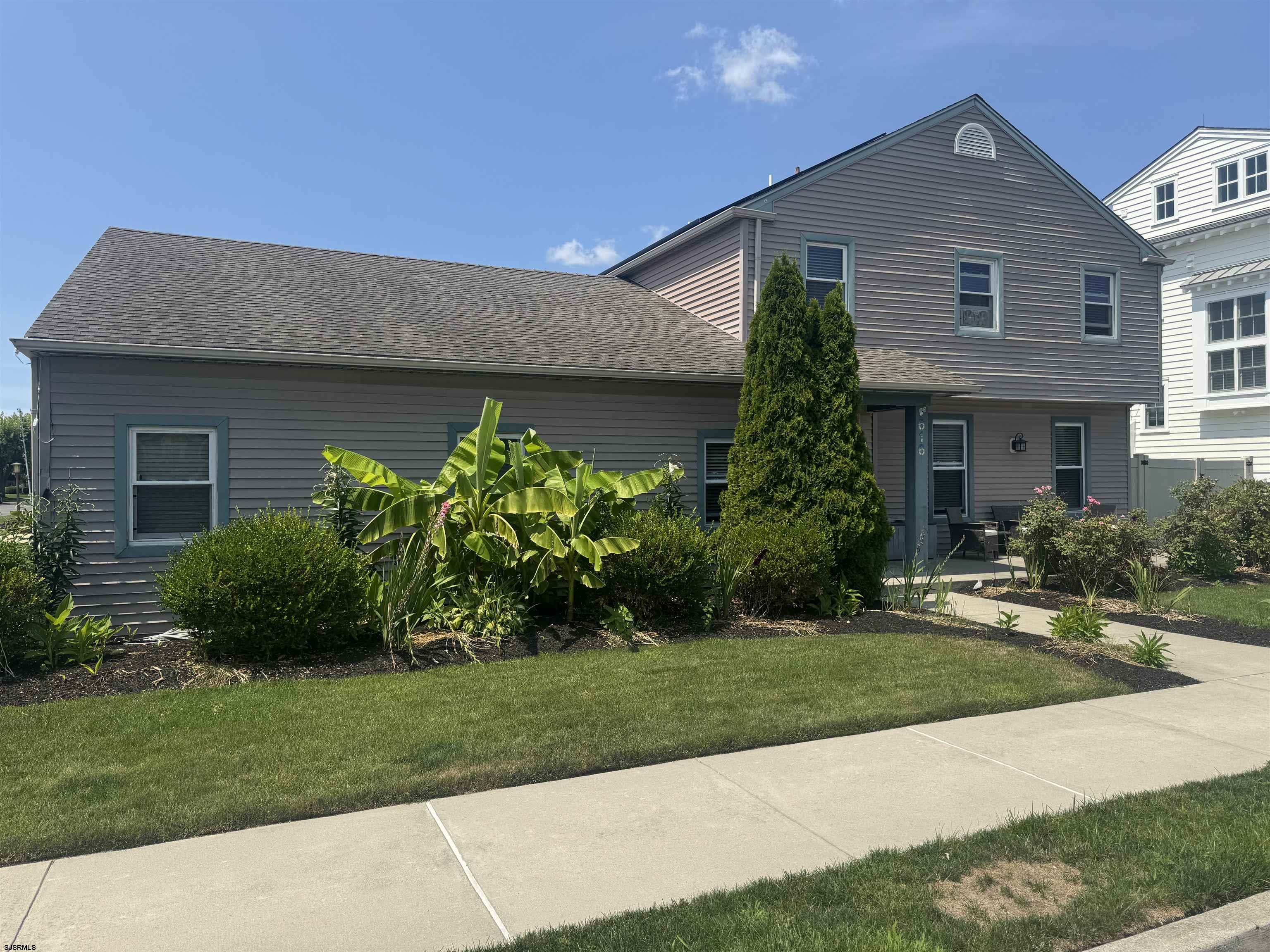  616 N Douglas Avenue - Margate